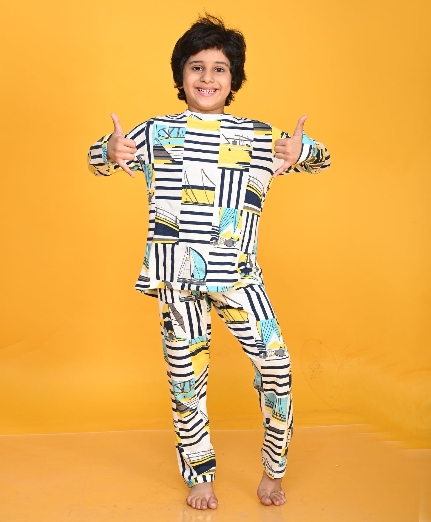 BOAT STRIPES LONG SLEEVE PYJAMA SET - WHITE