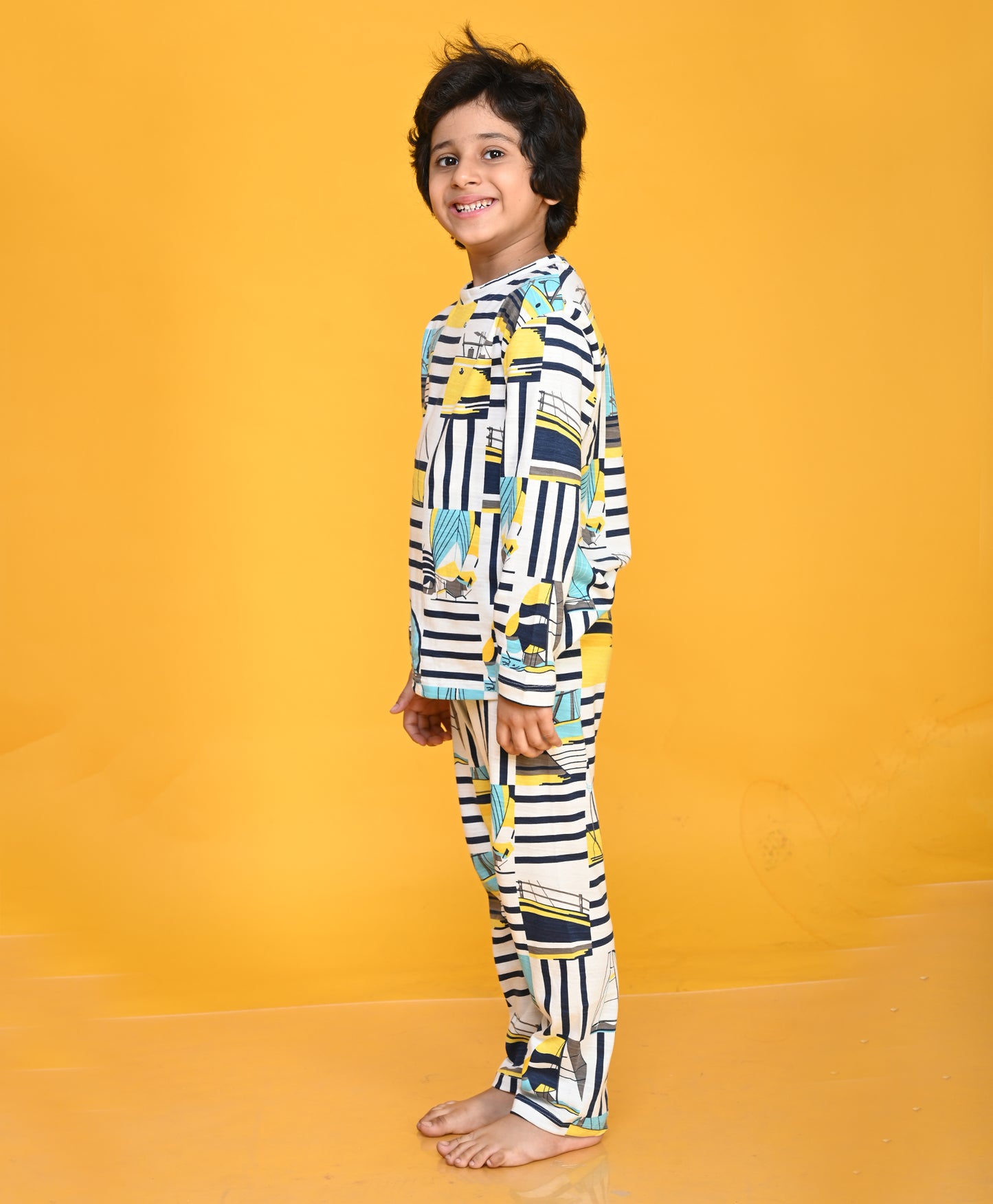 BOAT STRIPES LONG SLEEVE PYJAMA SET - WHITE