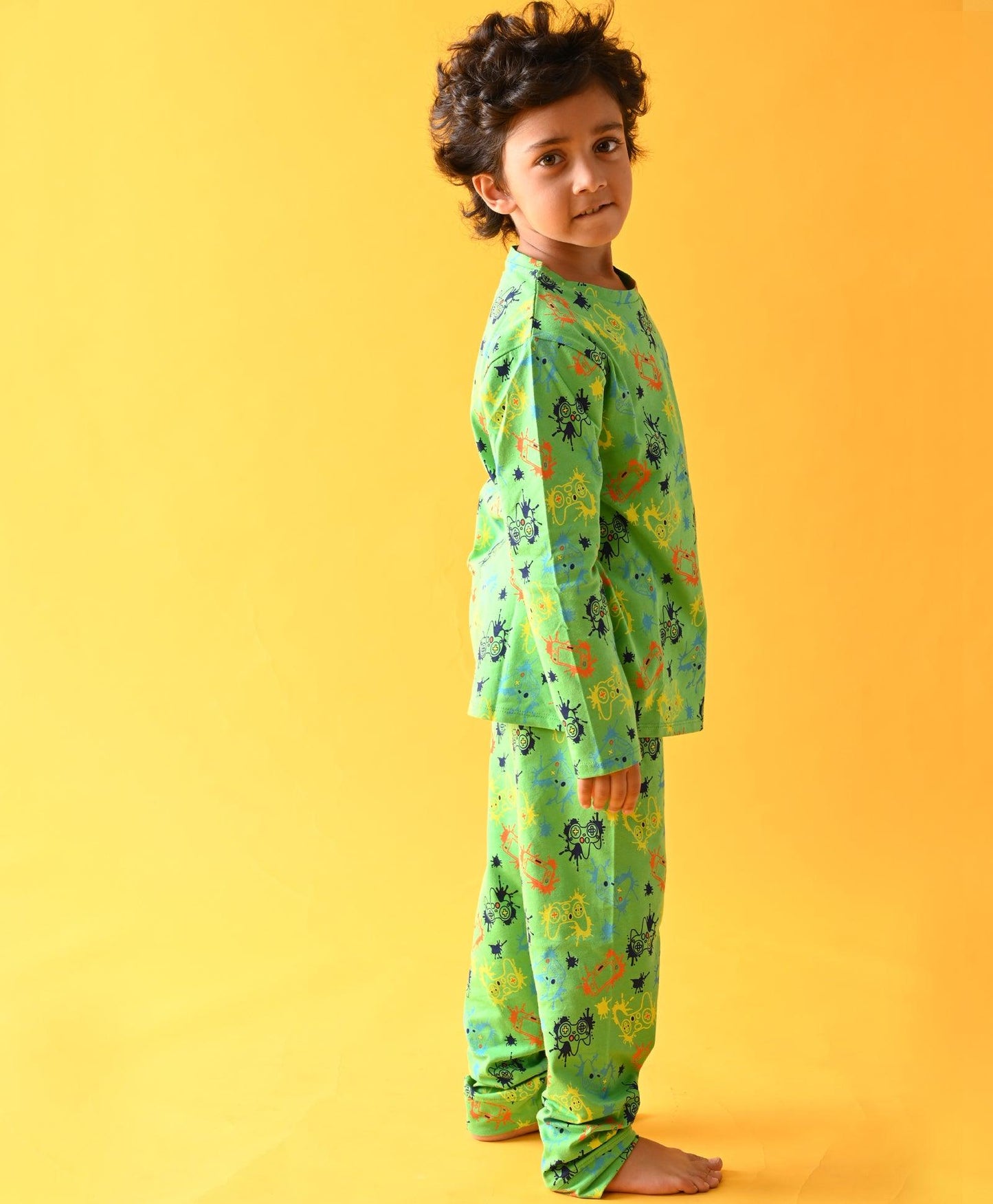 GAMER BOYS LONG SLEEVE PYJAMA SET - GREEN