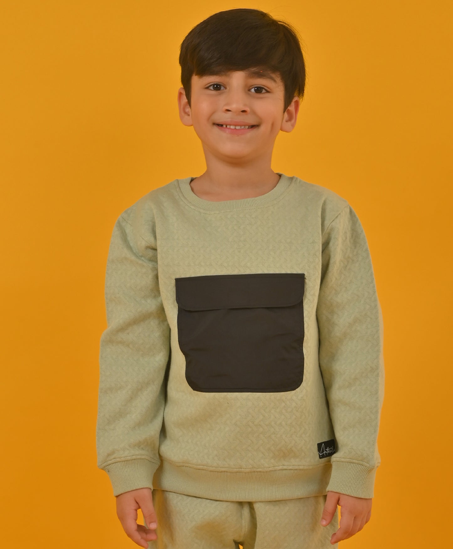 OLIVE QUILTED TAFETTA POCKET SWEATSHIRT - OLIVE
