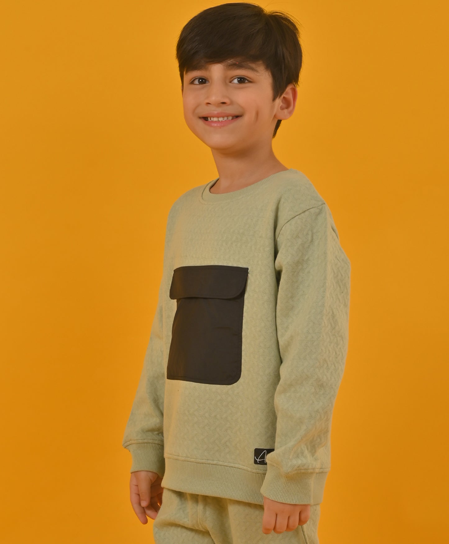OLIVE QUILTED TAFETTA POCKET SWEATSHIRT - OLIVE