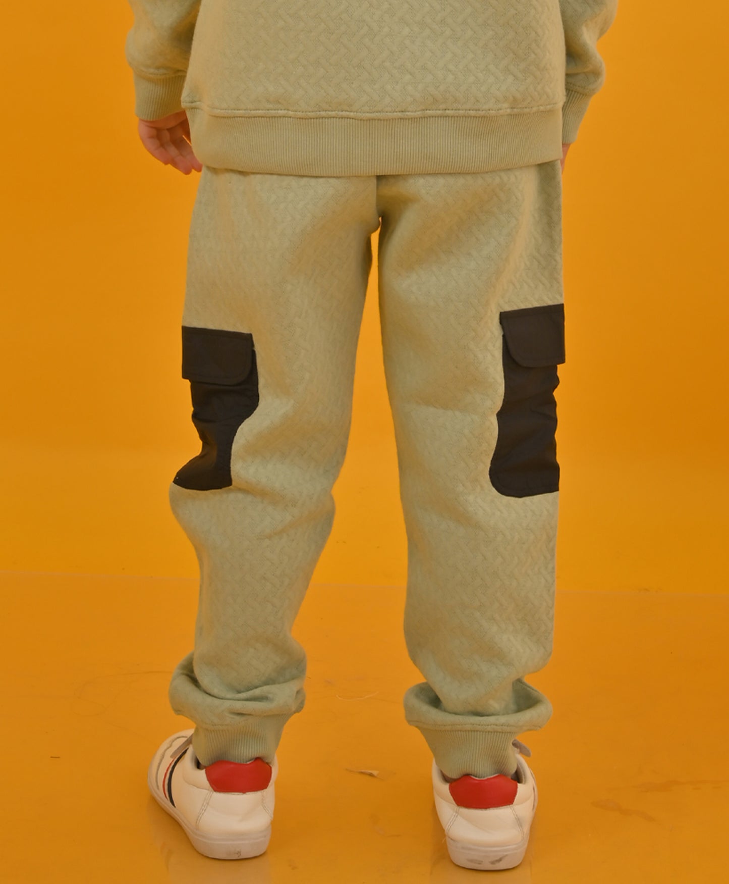 OLIVE QUILTED TAFFETA POCKET JOGGER - OLIVE