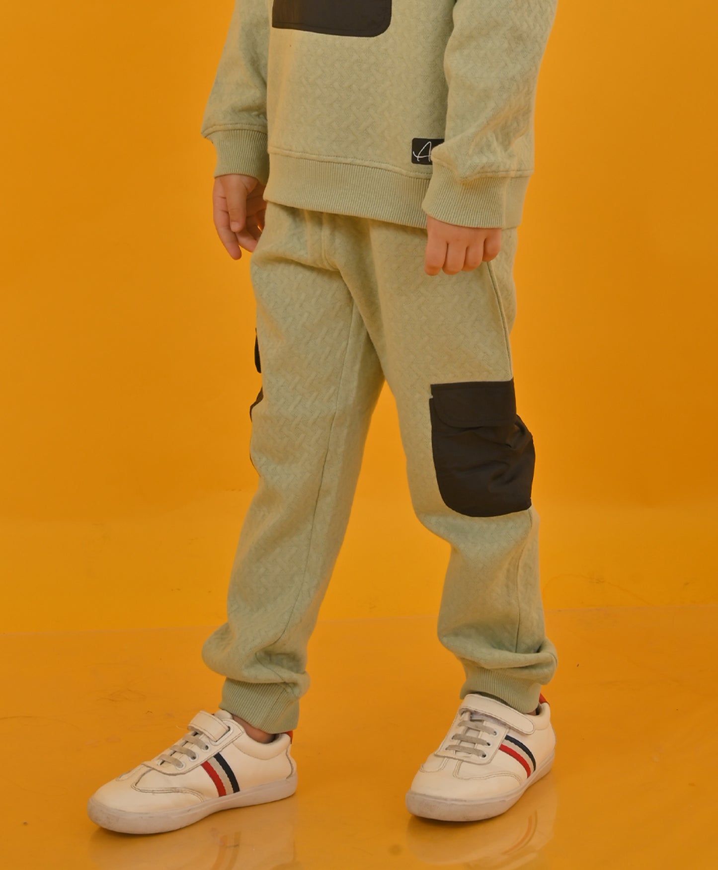 OLIVE QUILTED TAFFETA POCKET JOGGER - OLIVE
