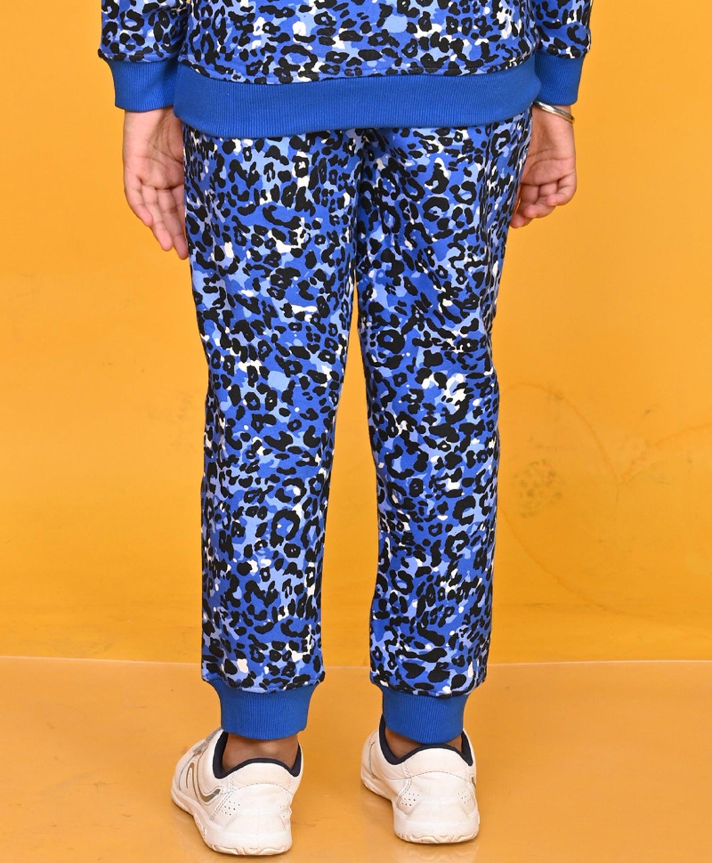 LEOPARD FLEECE GIRLS JOGGER - BLUE
