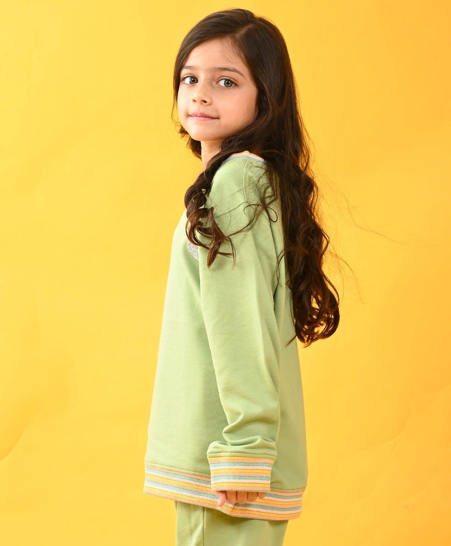 PASTEL GREEN HEART TERRY SWEATSHIRT - GREEN - Anthrilo