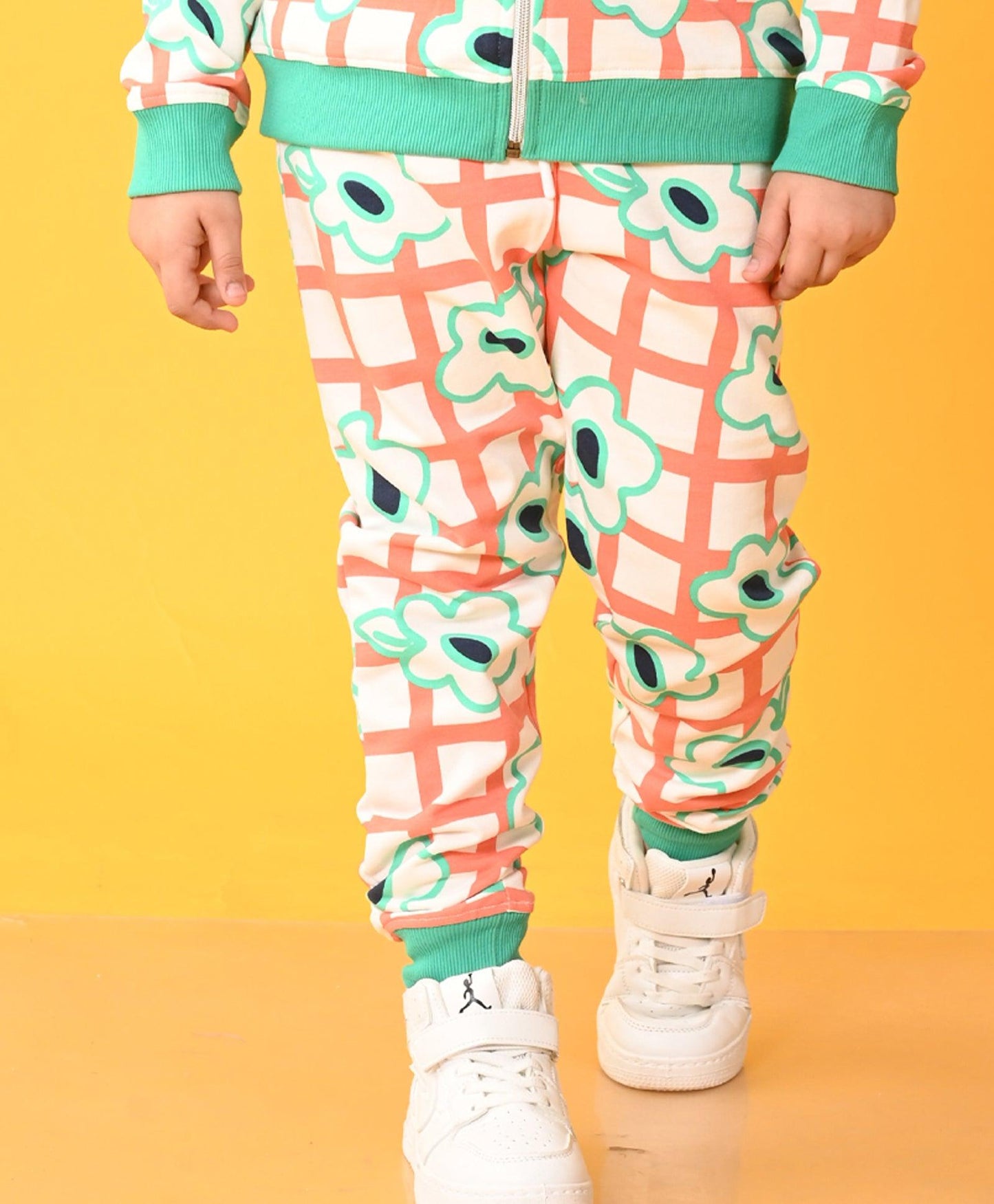 FLORAL CHECK FLEECE GIRLS JOGGER - WHITE
