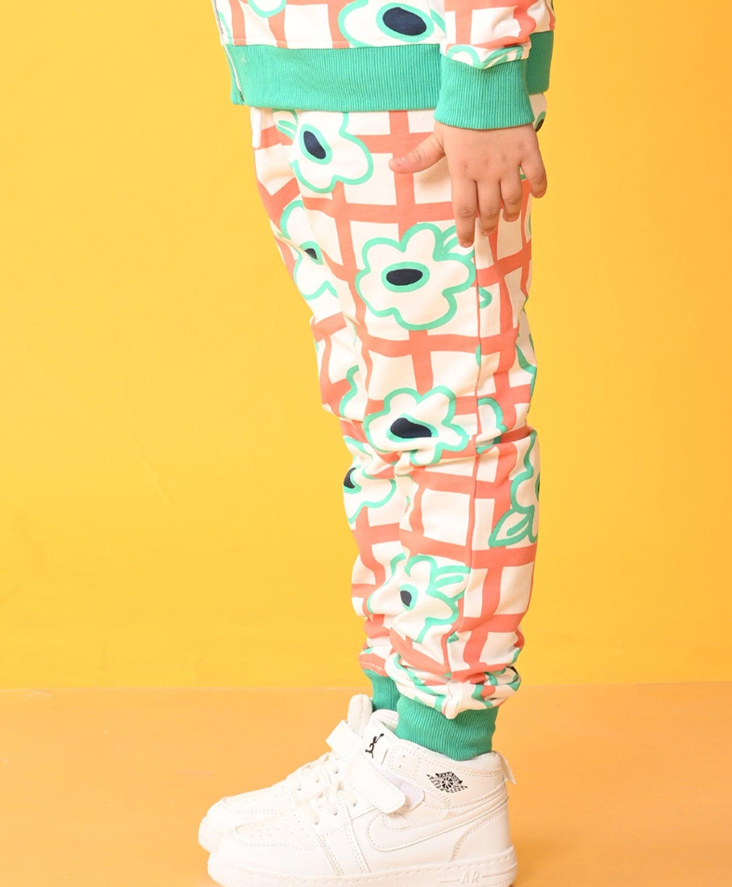 FLORAL CHECK FLEECE GIRLS JOGGER - WHITE