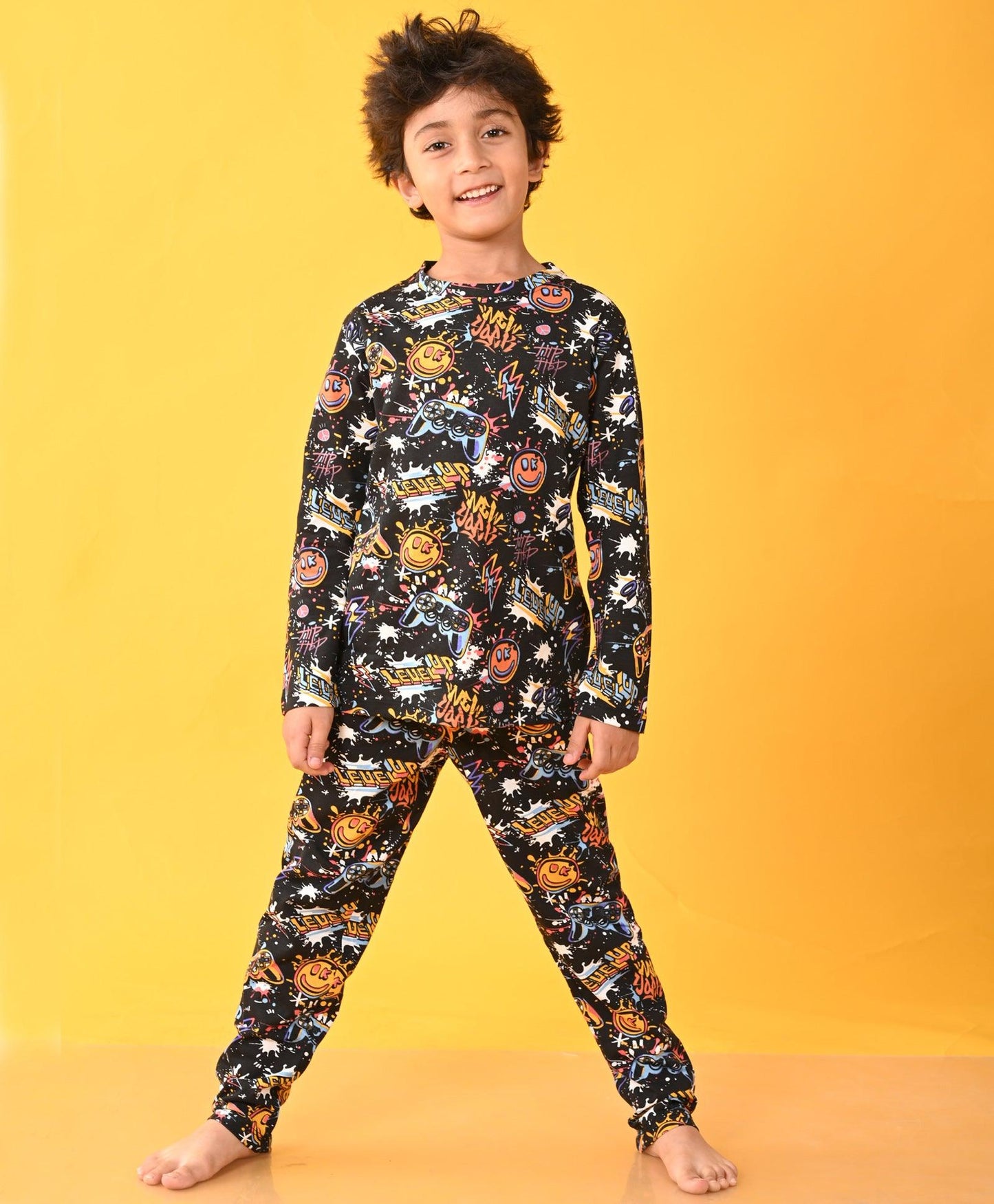LEVEL UP LONG SLEEVE PYJAMA SET D - BLACK
