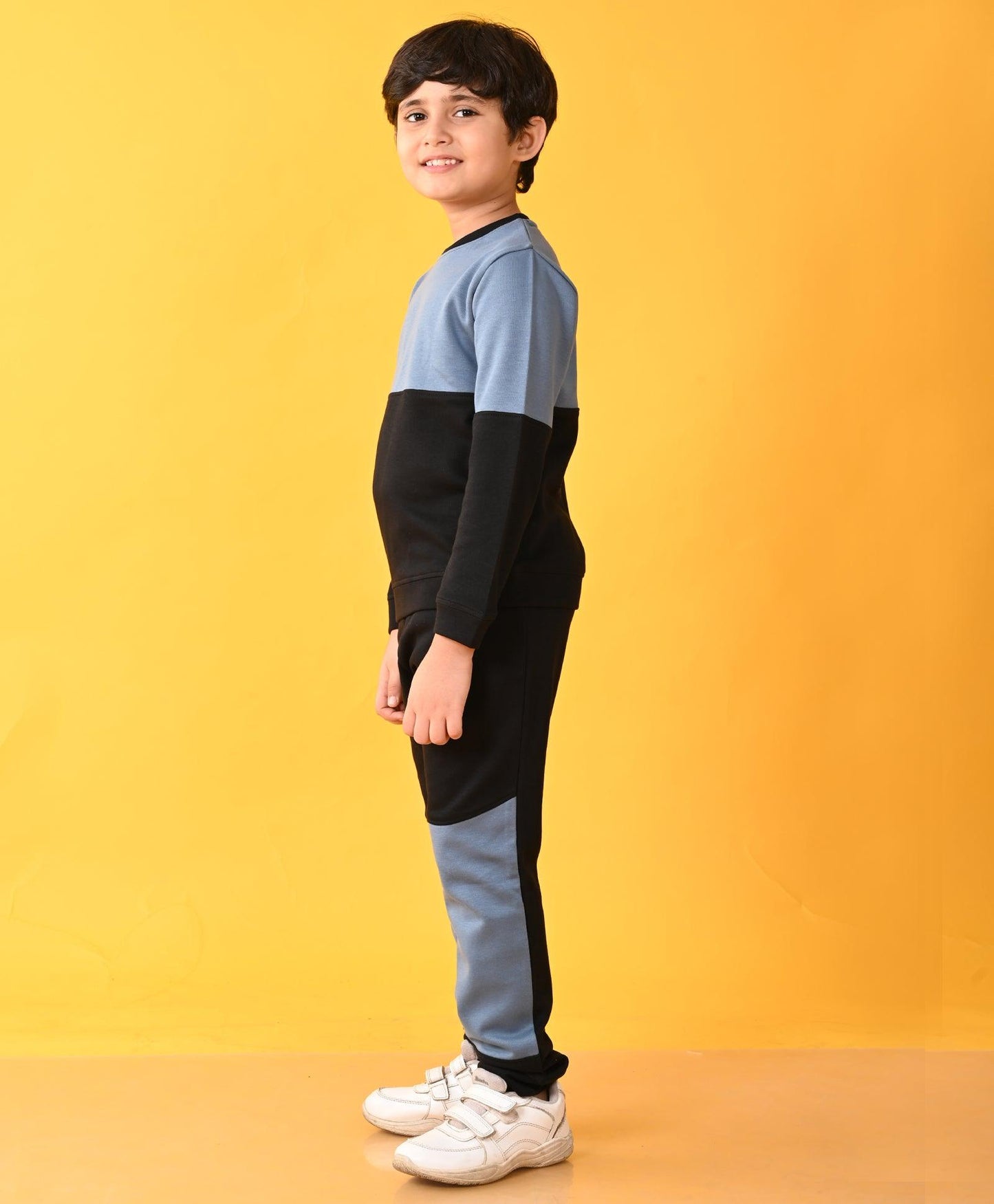 BLACK BLUE INTERLOCK BOYS SWEATSHIRT JOGGER SET - BLACK