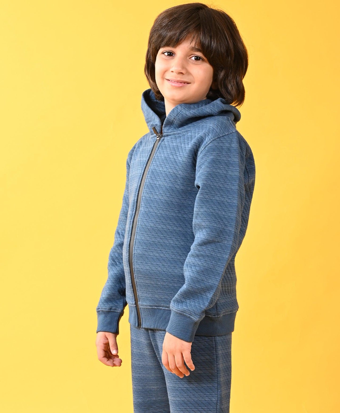 BLUE DIAGONAL QUILTED ZIPPER HOODIE - BLUE