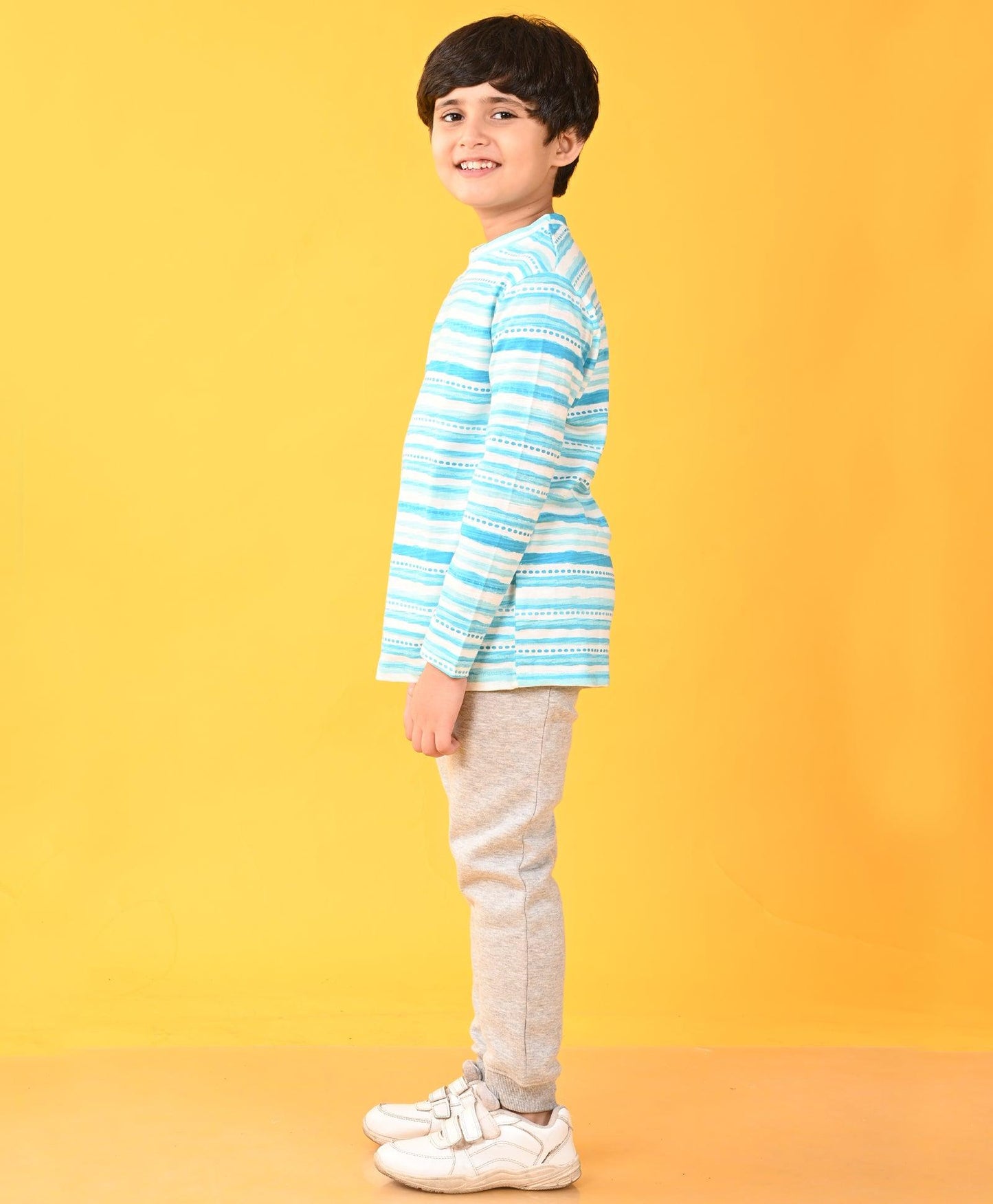 BLUE DOTTED STRIPE T-SHIRT GREY FLEECE JOGGER SET - BLUE / GREY
