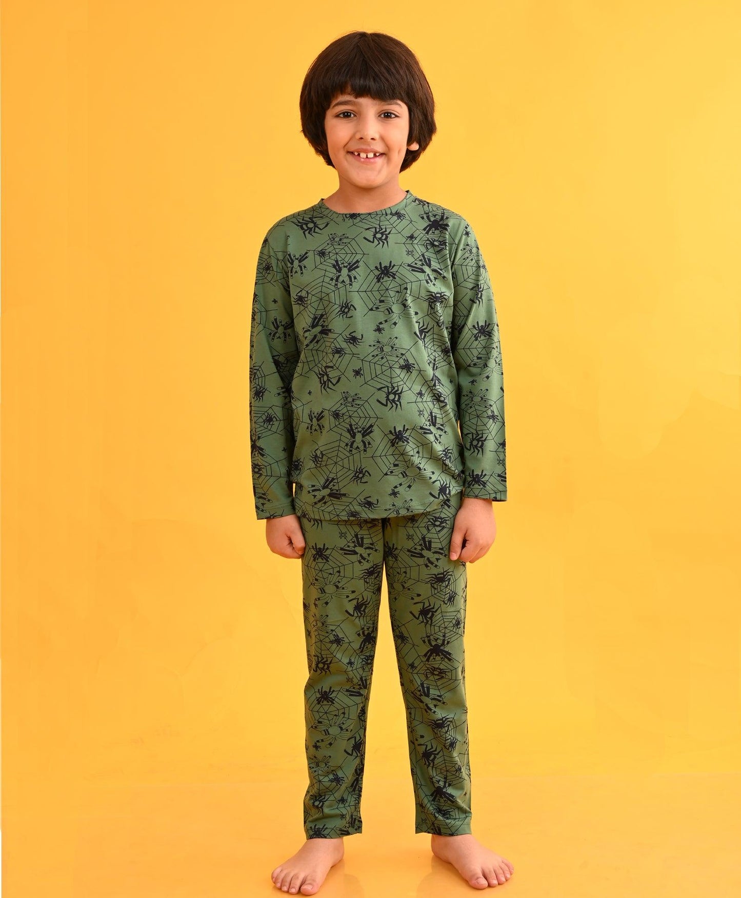 GREEN SPIDER LONG SLEEVES PYJAMA SET - GREEN