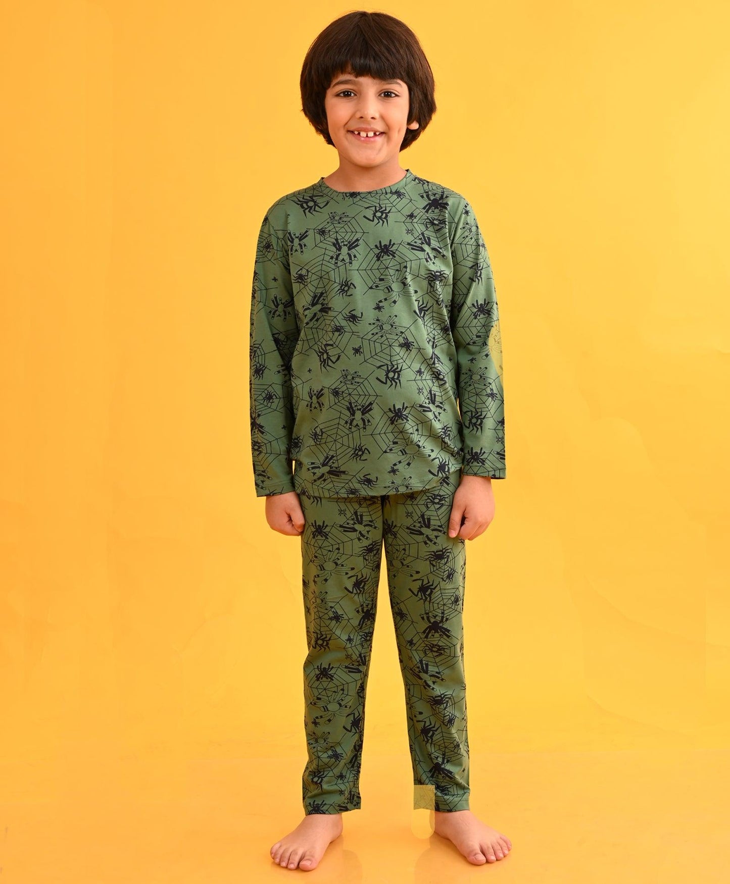 GREEN SPIDER LONG SLEEVES PYJAMA SET - GREEN