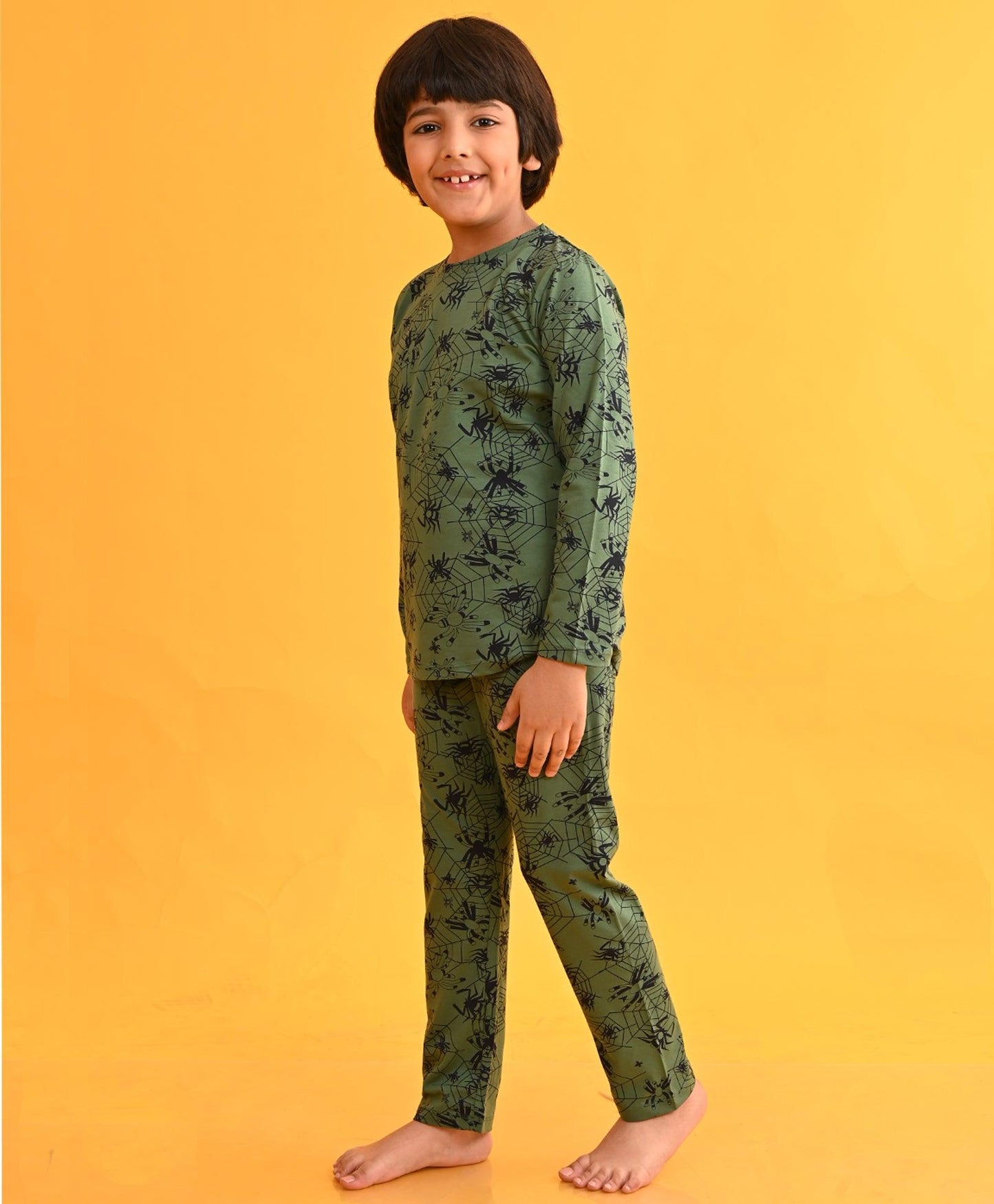 GREEN SPIDER LONG SLEEVES PYJAMA SET - GREEN