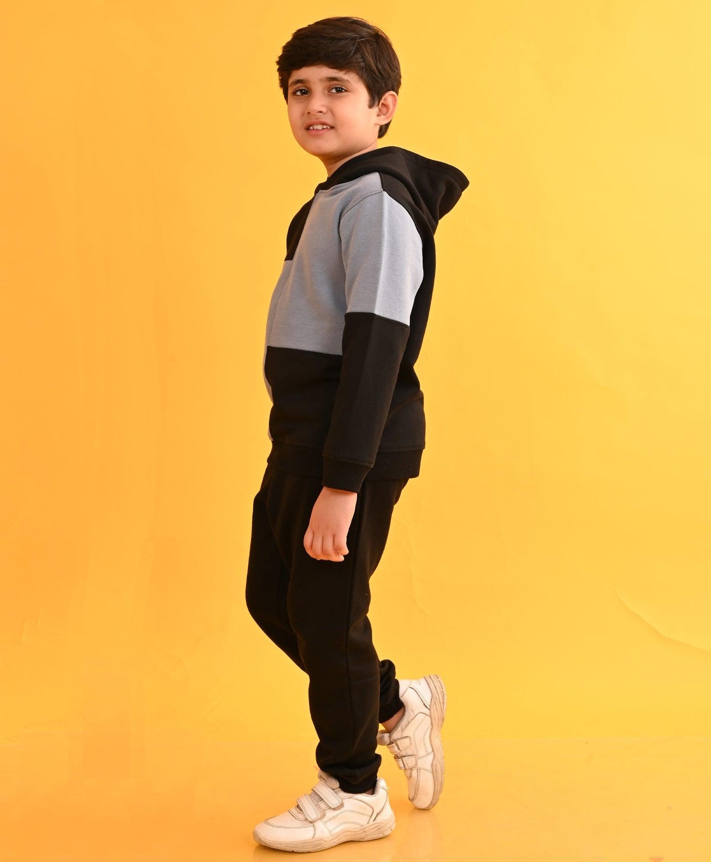 BLUE ASH COLOR BLOCK FLEECE HOODIE BLACK JOGGER SET - BLUE / BLACK
