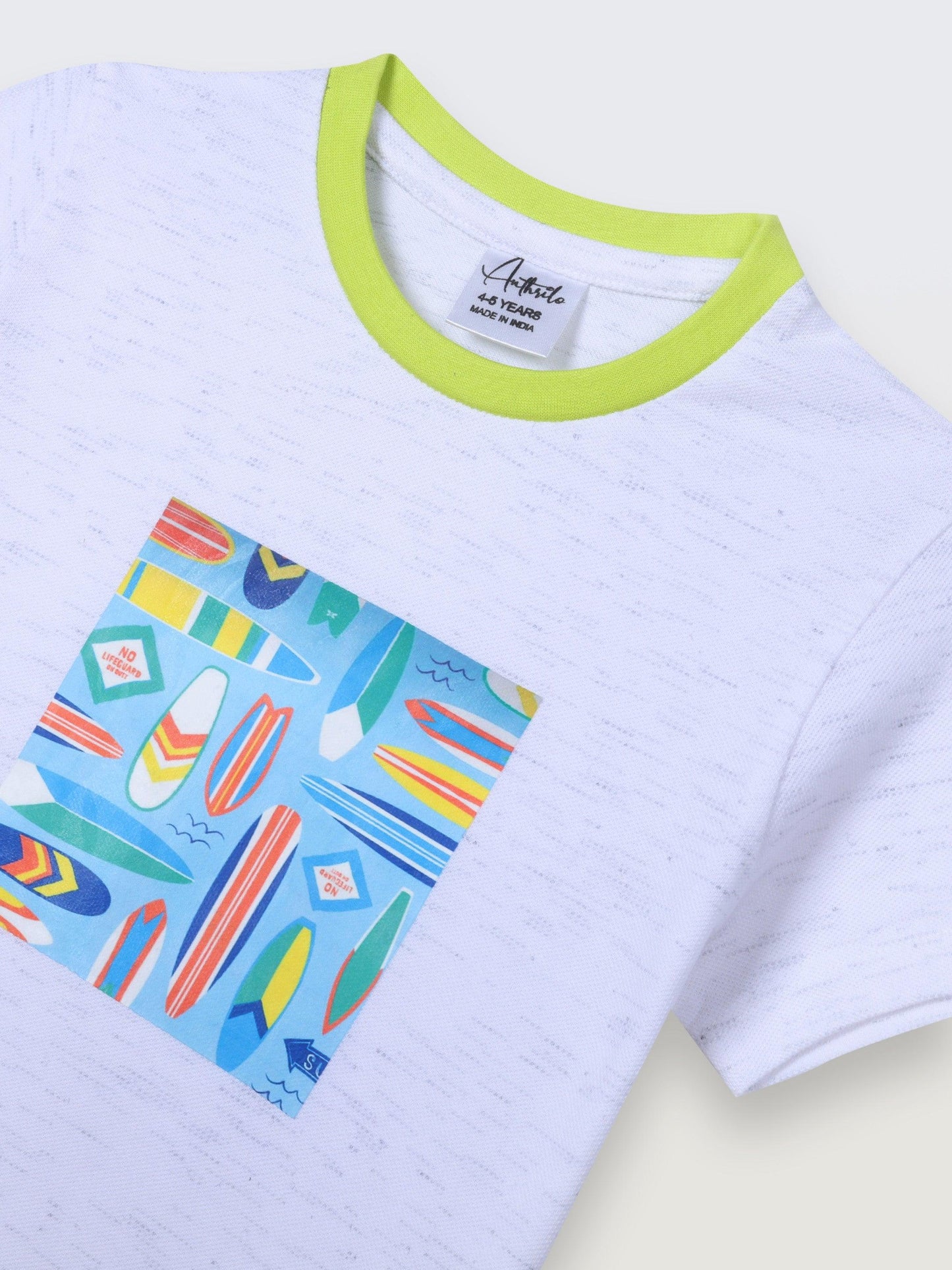 NO LIFEGUARD WHITE SHORT SLEEVE BOYS T-SHIRT - WHITE