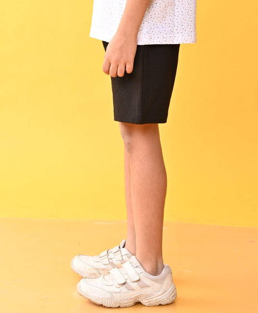 BLACK TEXTURE STRIPE BOYS SHORTS - BLACK