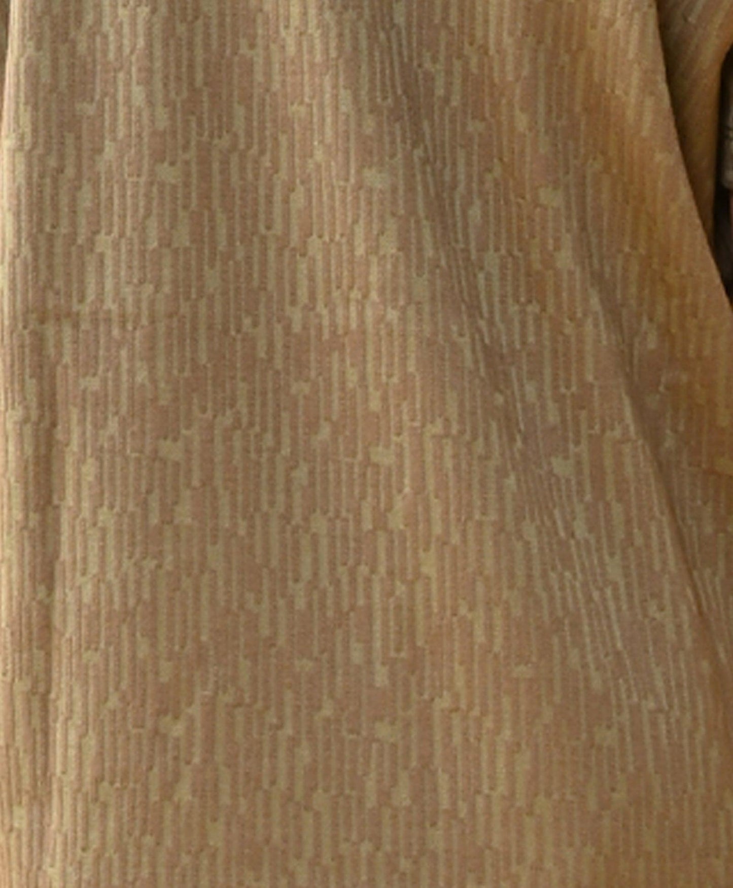 OLIVE TEXTURED SHORT SLEEVES TSHIRT - GREEN