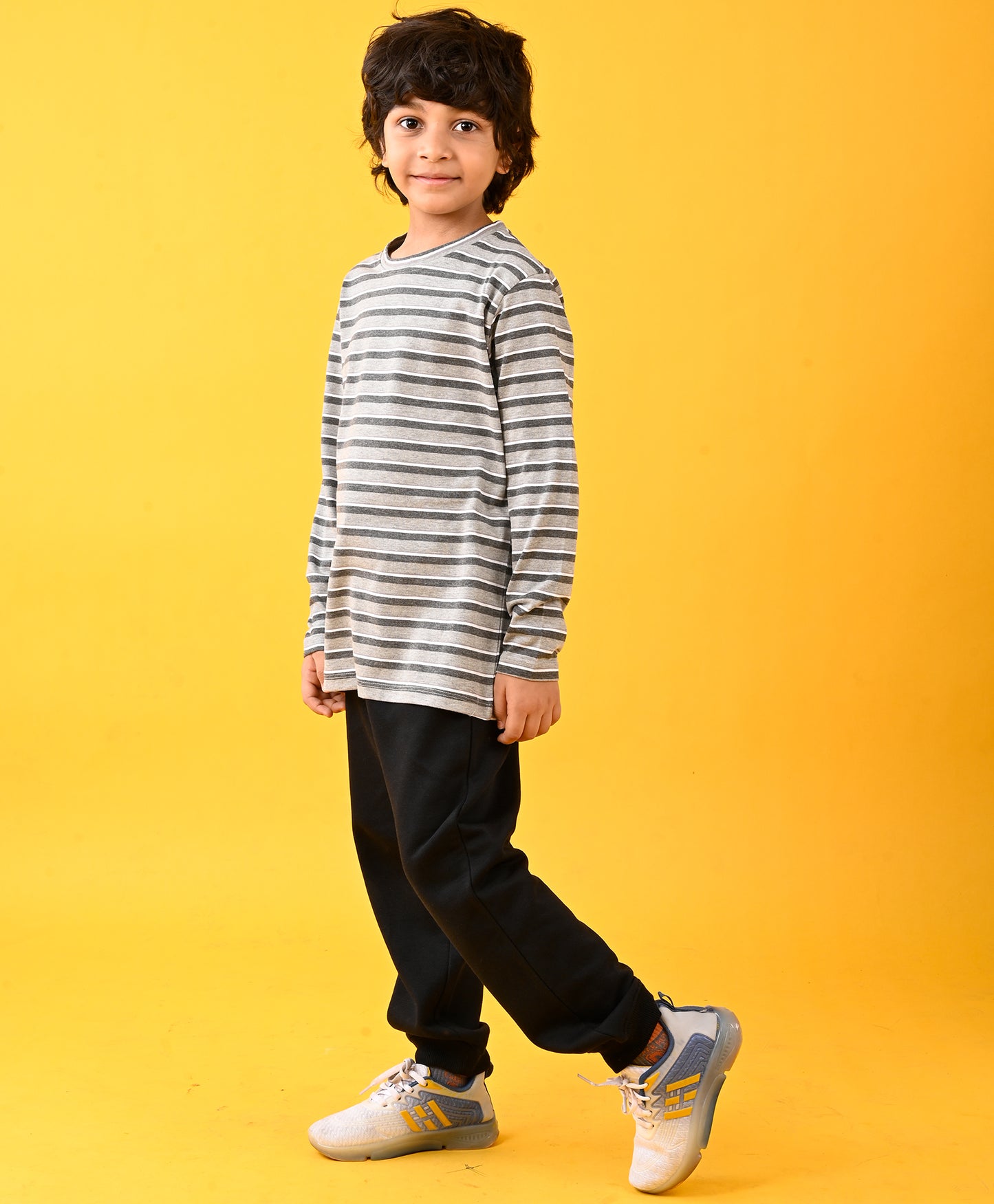 GREY WHITE STRIPED LONG SLEEVES T-SHIRT AND BLACK WARM FLEECE JOGGER SET - GREY/BLACK