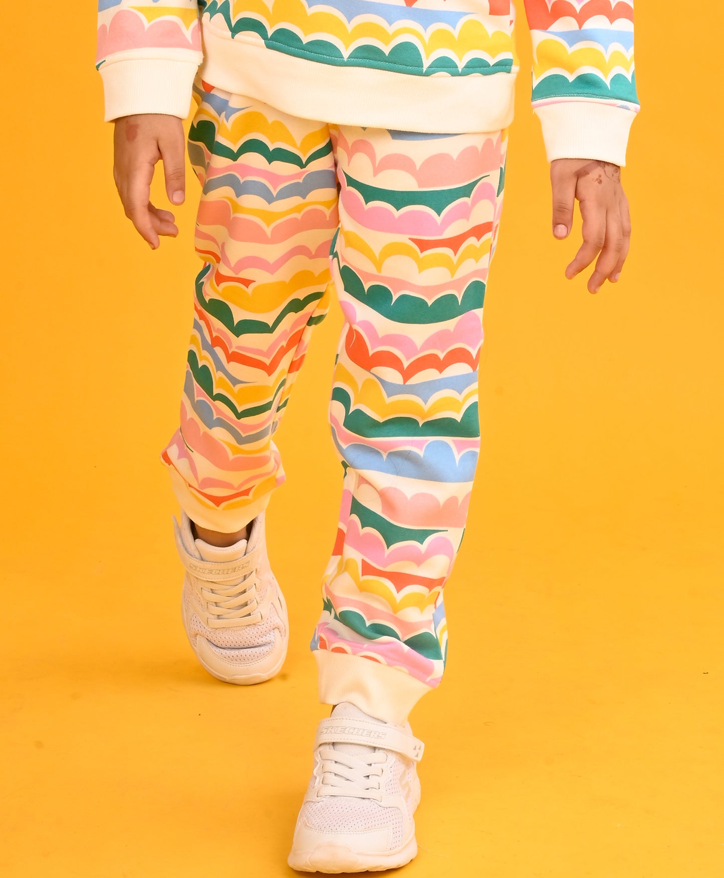 CLOUD RAINBOW GIRLS FLEECE JOGGER - OFF WHITE