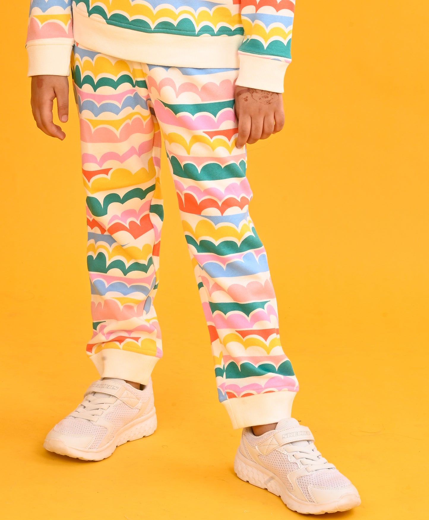 CLOUD RAINBOW GIRLS FLEECE JOGGER - OFF WHITE