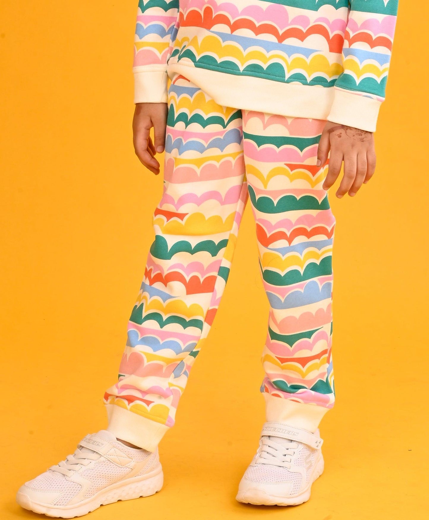 CLOUD RAINBOW GIRLS FLEECE JOGGER - OFF WHITE