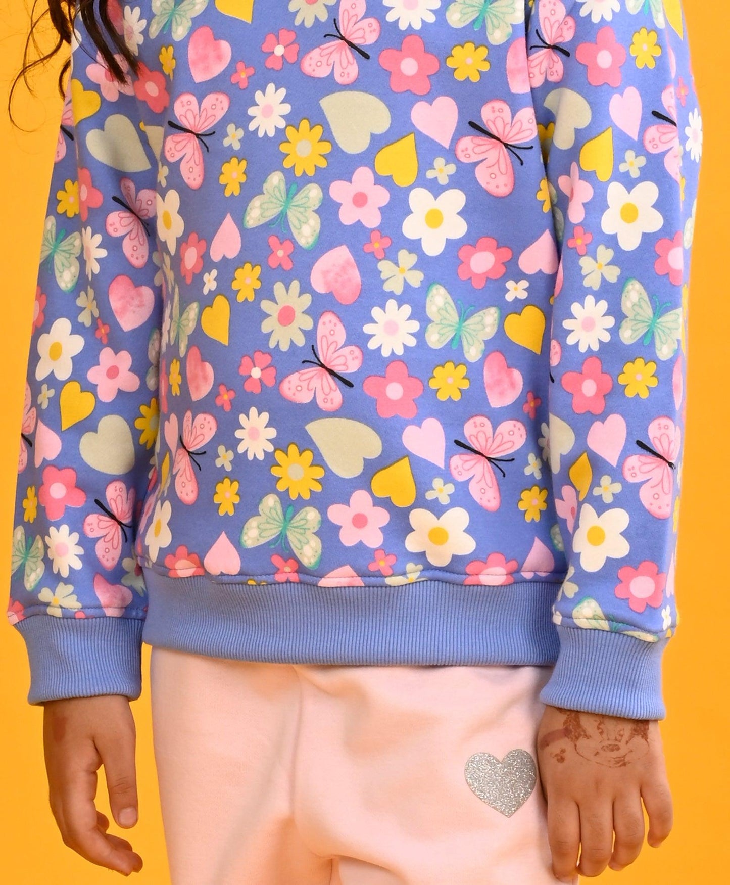 BLUE HEART FLOWERS FLEECE GIRLS SWEATSHIRT - BLUE