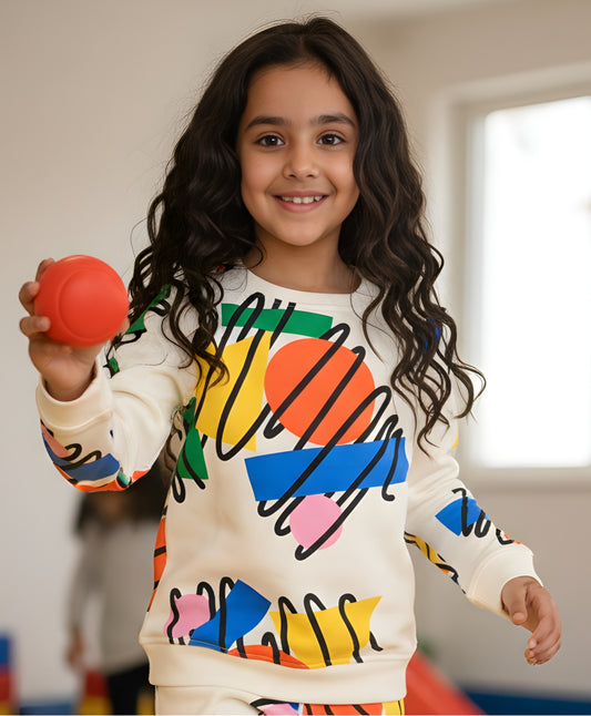 SHAPES PRINT FLEECE GIRLS SWEATSHIRT - WHITE