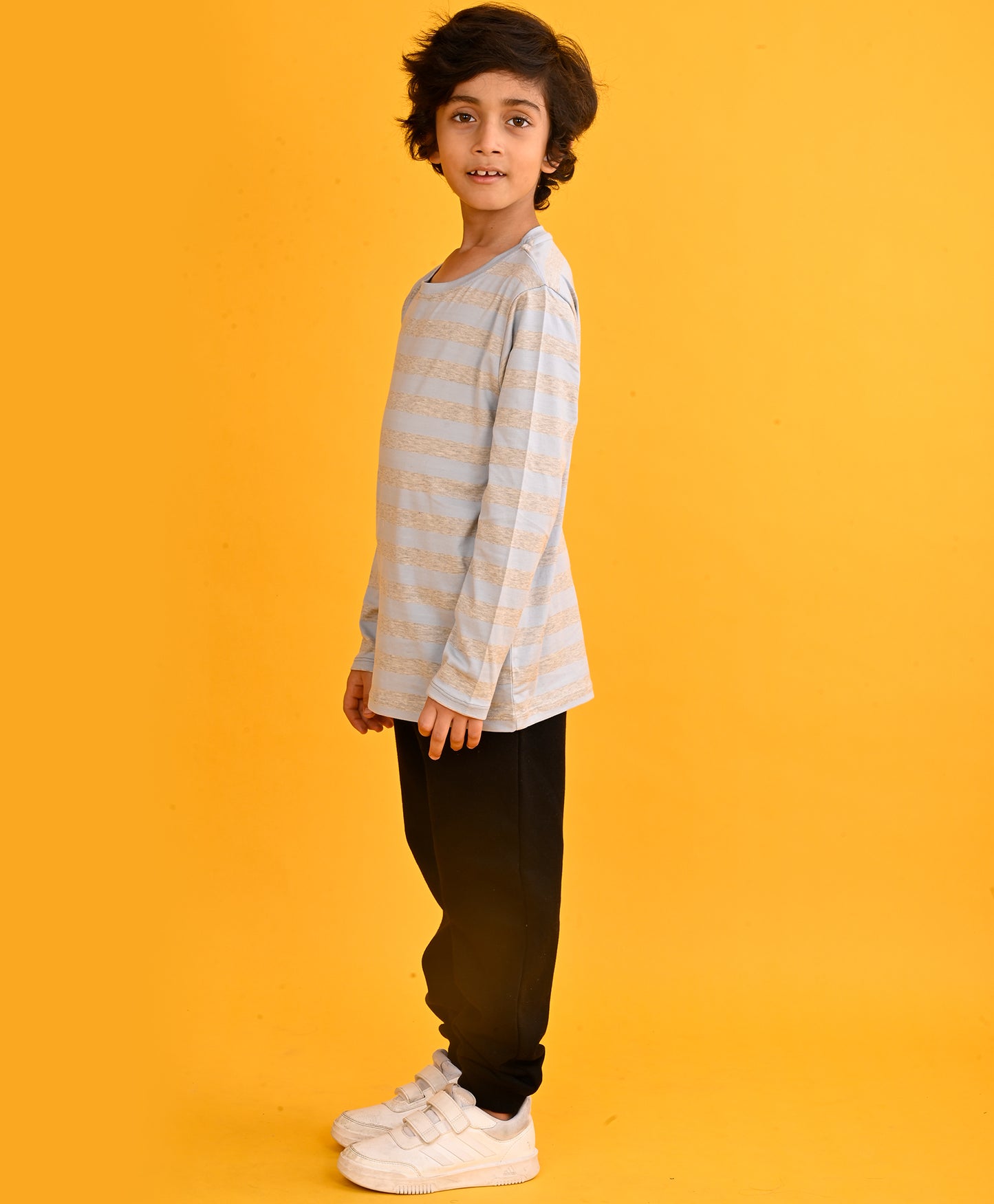 SKY MELANGE STRIPE LONG SLEEVES T-SHIRT BLACK FLEECE JOGGER SET - SKY/BLACK