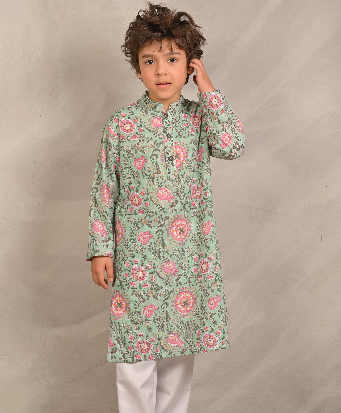 LIGHT GREEN FLORAL PRINT PURE COTTON KURTA - GREEN