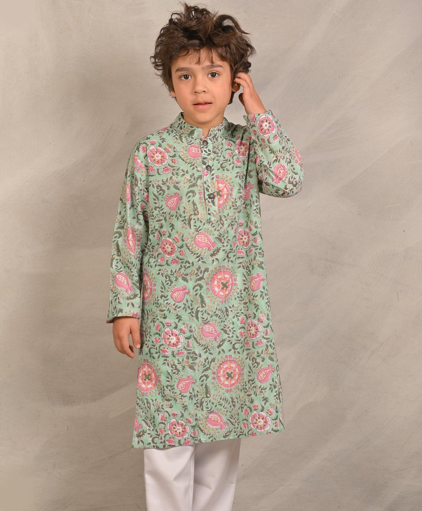 LIGHT GREEN FLORAL PRINT PURE COTTON KURTA - GREEN