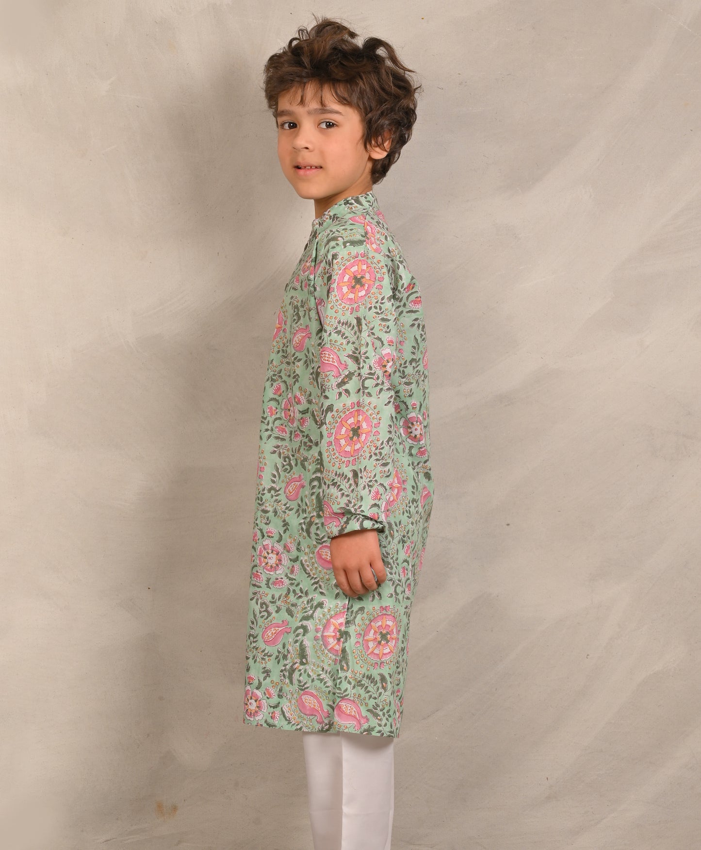 LIGHT GREEN FLORAL PRINT PURE COTTON KURTA - GREEN