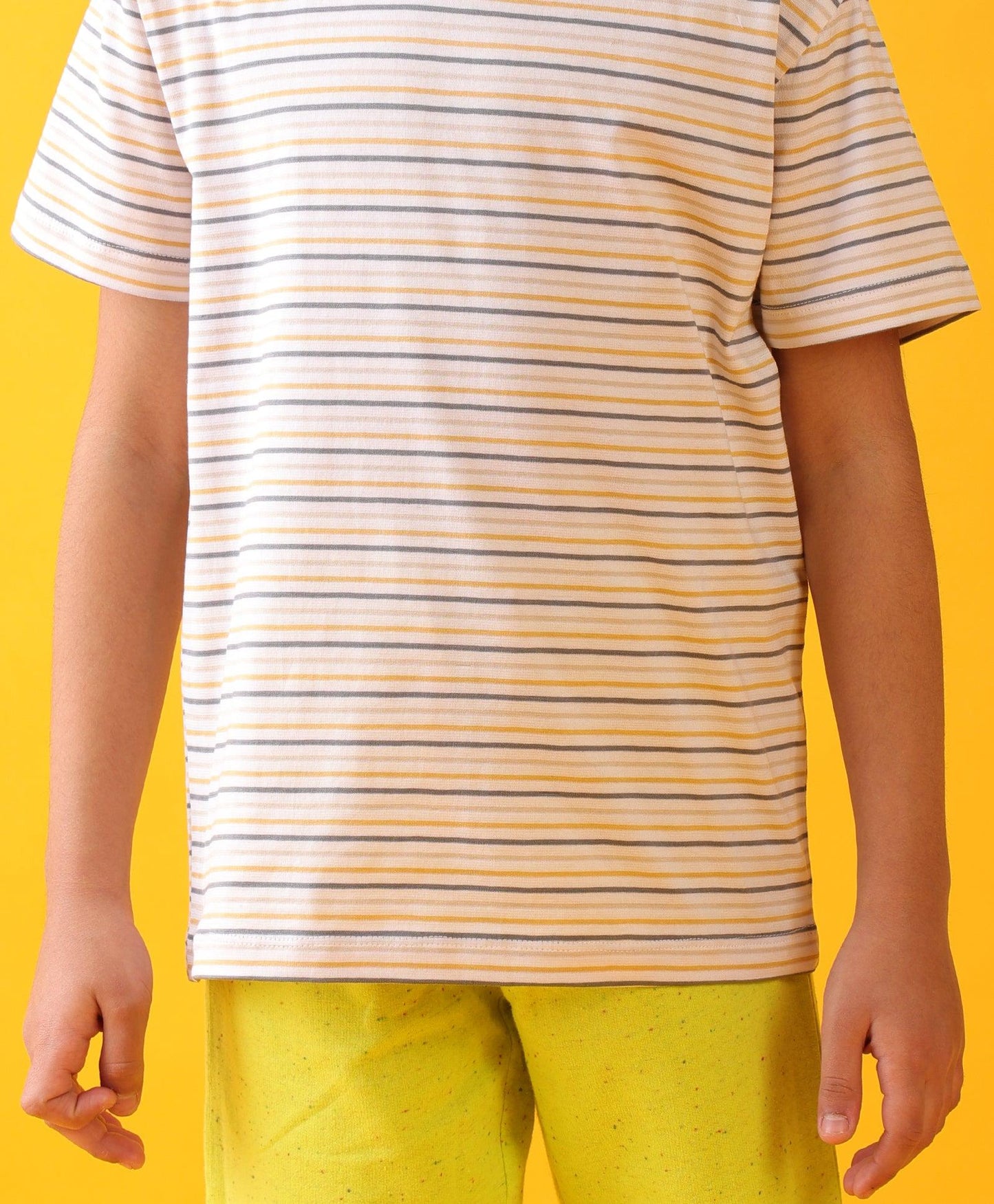 MUSTARD THIN STRIPE LIME SUMMER SHORTS SET - WHITE.LIME