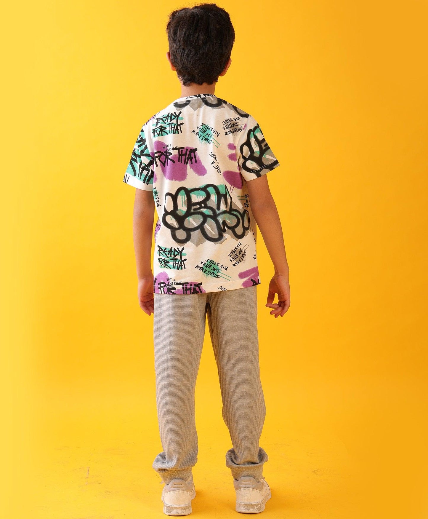 READY FOR THAT SUMMER GREY TEXTURED BOYS JOGGER SET - WHITE/GREY