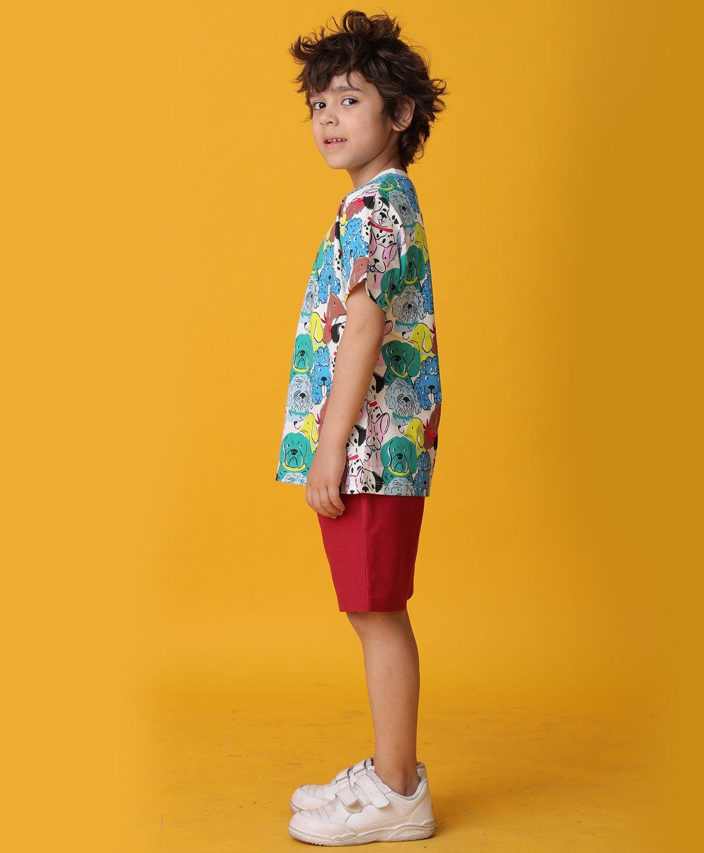 DOGS T-SHIRT RED SHORTS SET - WHITE/RED