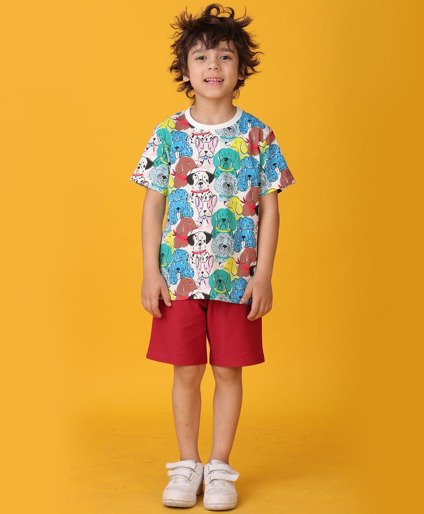 DOGS T-SHIRT RED SHORTS SET - WHITE/RED