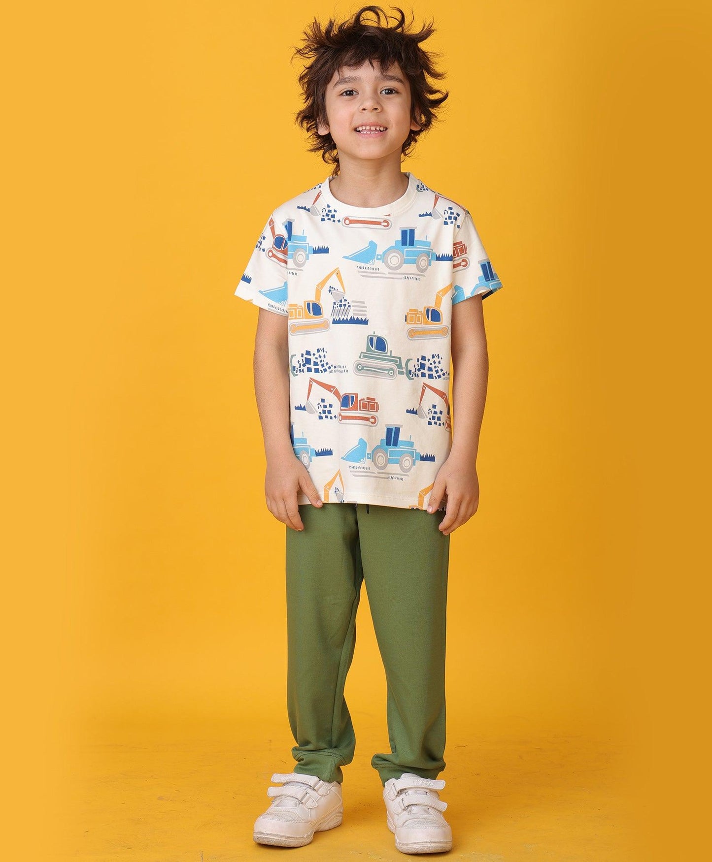 DIGGER OLIVE SUMMER JOGGER SET - WHITE/OLIVE