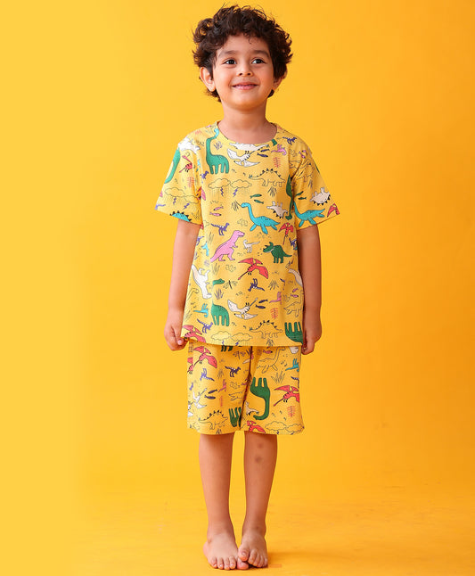 RAINING DINOSAUR PLAYTIME SLEEPWEAR SHORTS SET - YELLOW