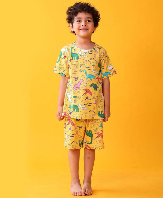 RAINING DINOSAUR PLAYTIME SLEEPWEAR SHORTS SET - YELLOW
