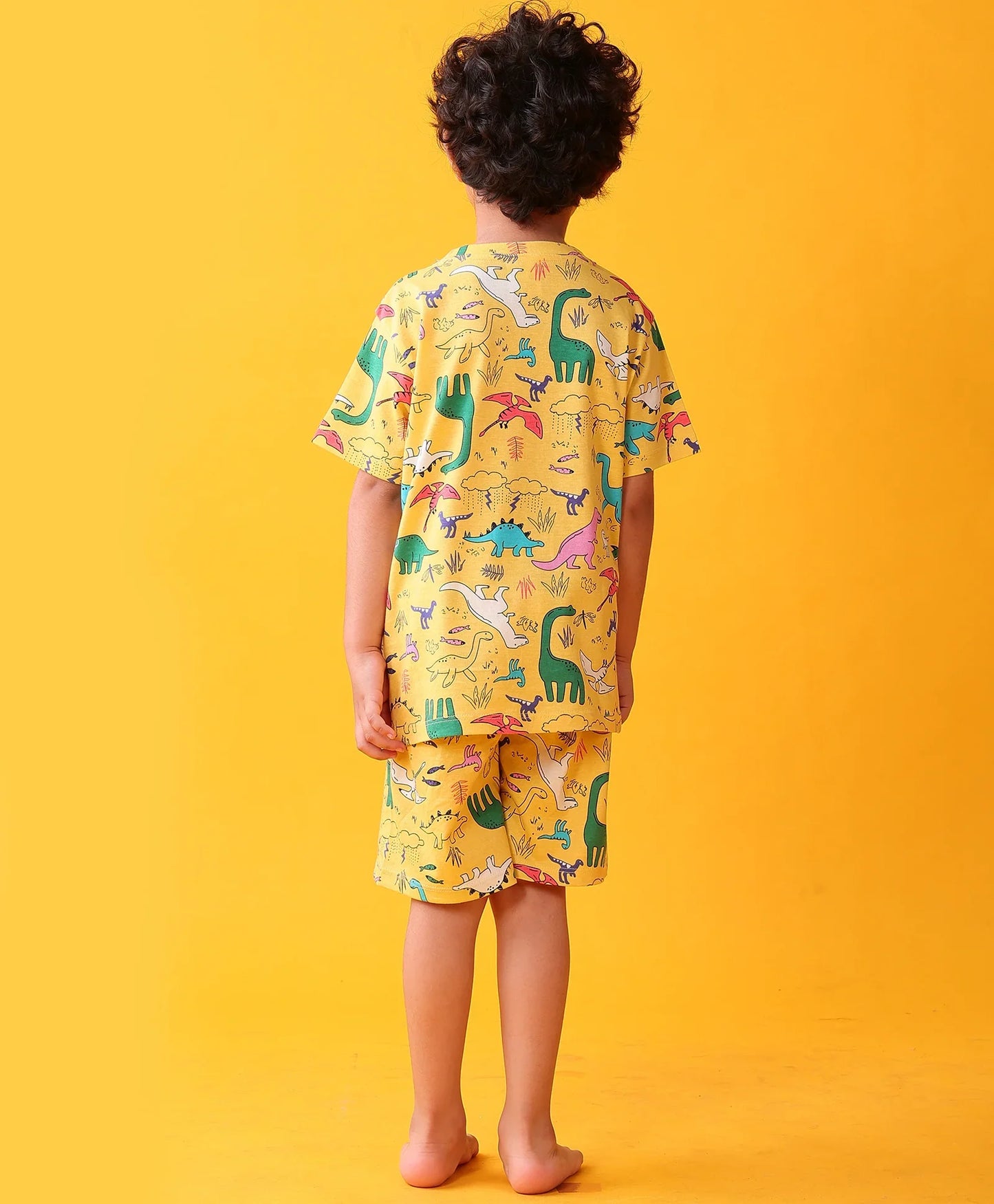 RAINING DINOSAUR PLAYTIME SLEEPWEAR SHORTS SET - YELLOW