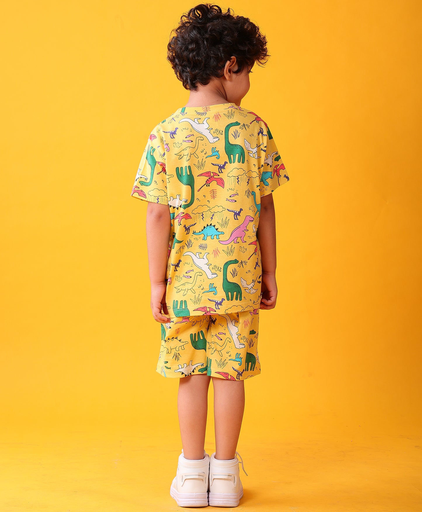 RAINING DINOSAUR PLAYTIME T-SHIRT SHORT SET - YELLOW