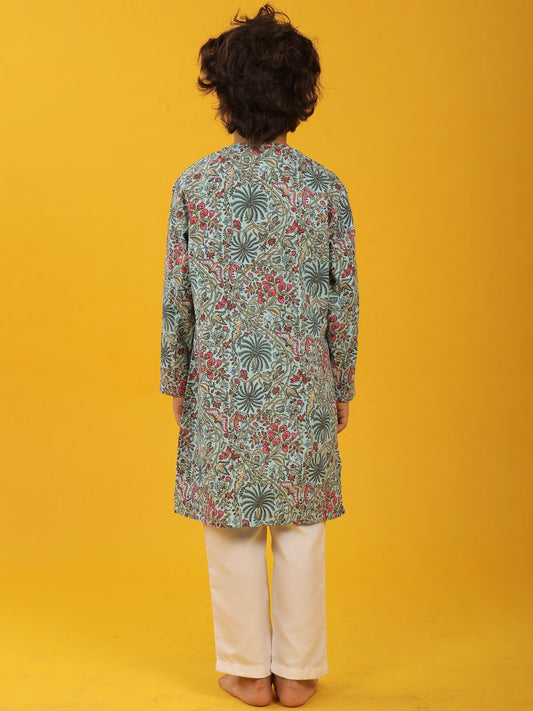 SKY BLUE FLORAL PRINT PURE COTTON KURTA PYJAMA SET - SKY BLUE