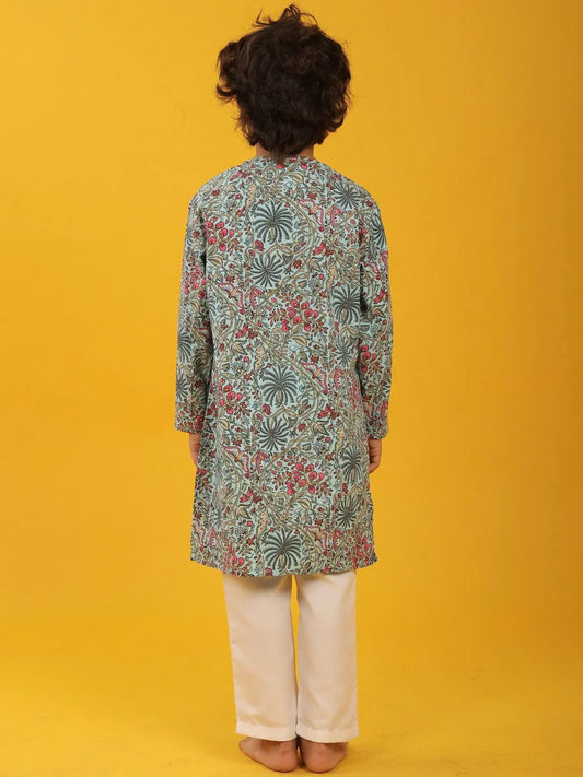 SKY BLUE FLORAL PRINT PURE COTTON KURTA PYJAMA SET - SKY BLUE