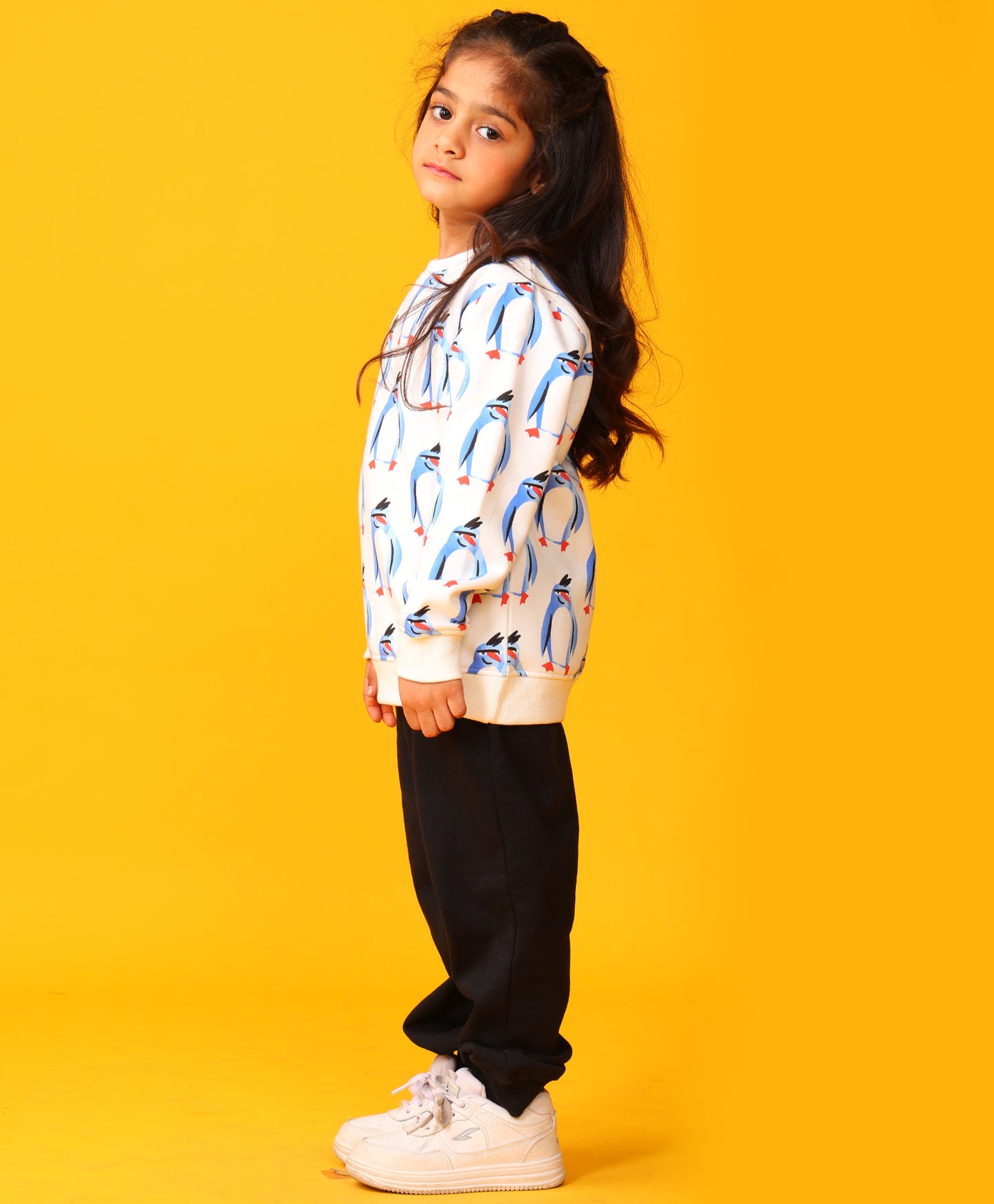 PENGUIN FLEECE GIRLS SWEATSHIRT BLACK JOGGER SET - WHITE/BLACK