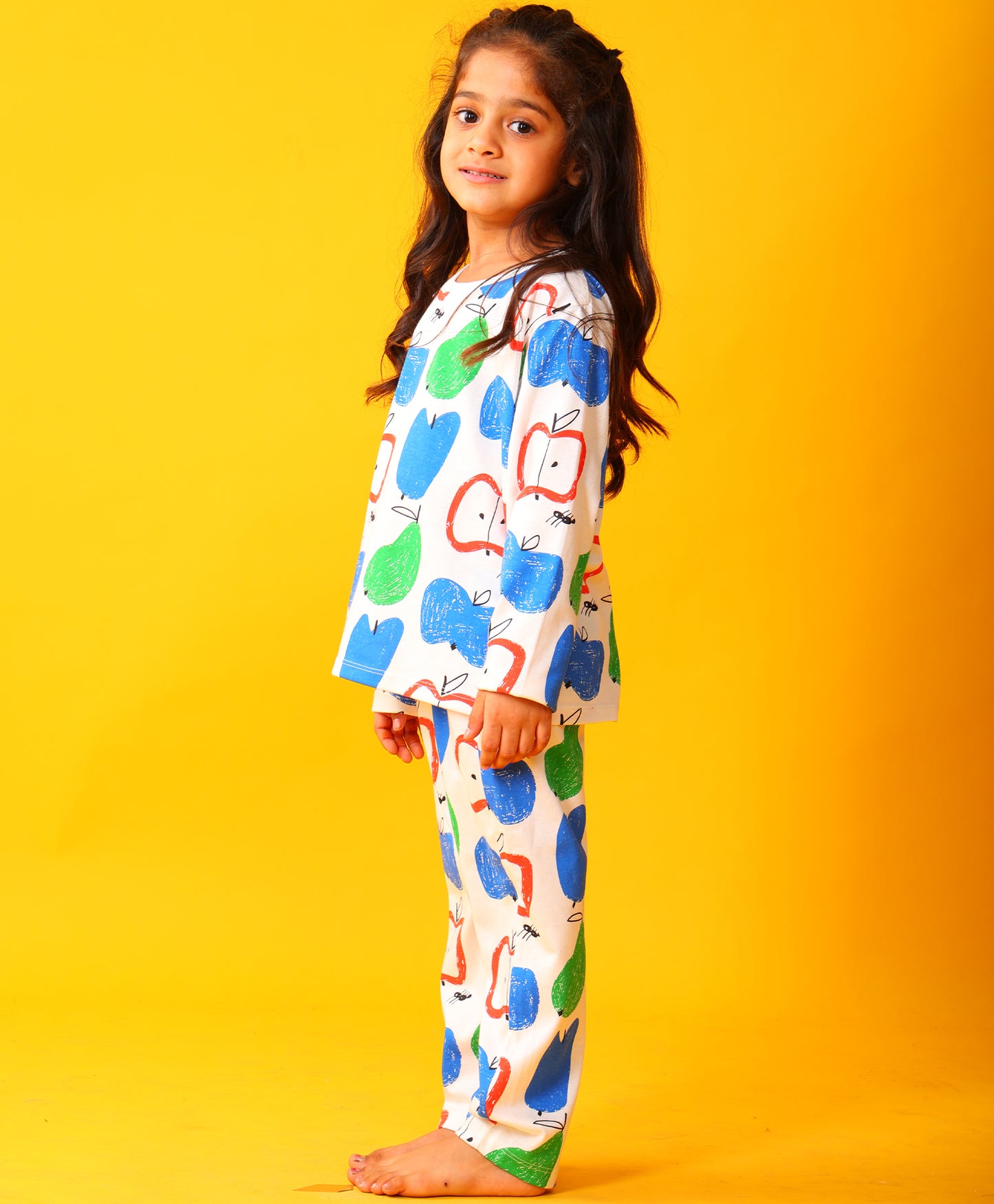 APPLE PEAR GIRLS LONG SLEEVE PYJAMA SET - WHITE