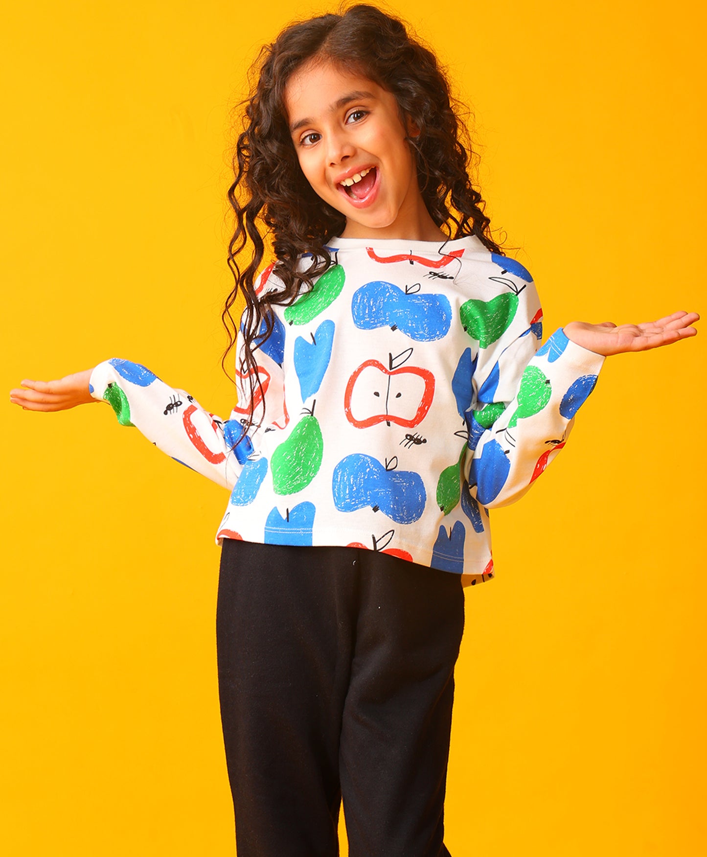 APPLE PEAR LONG SLEEVE GIRLS T-SHIRT - WHITE