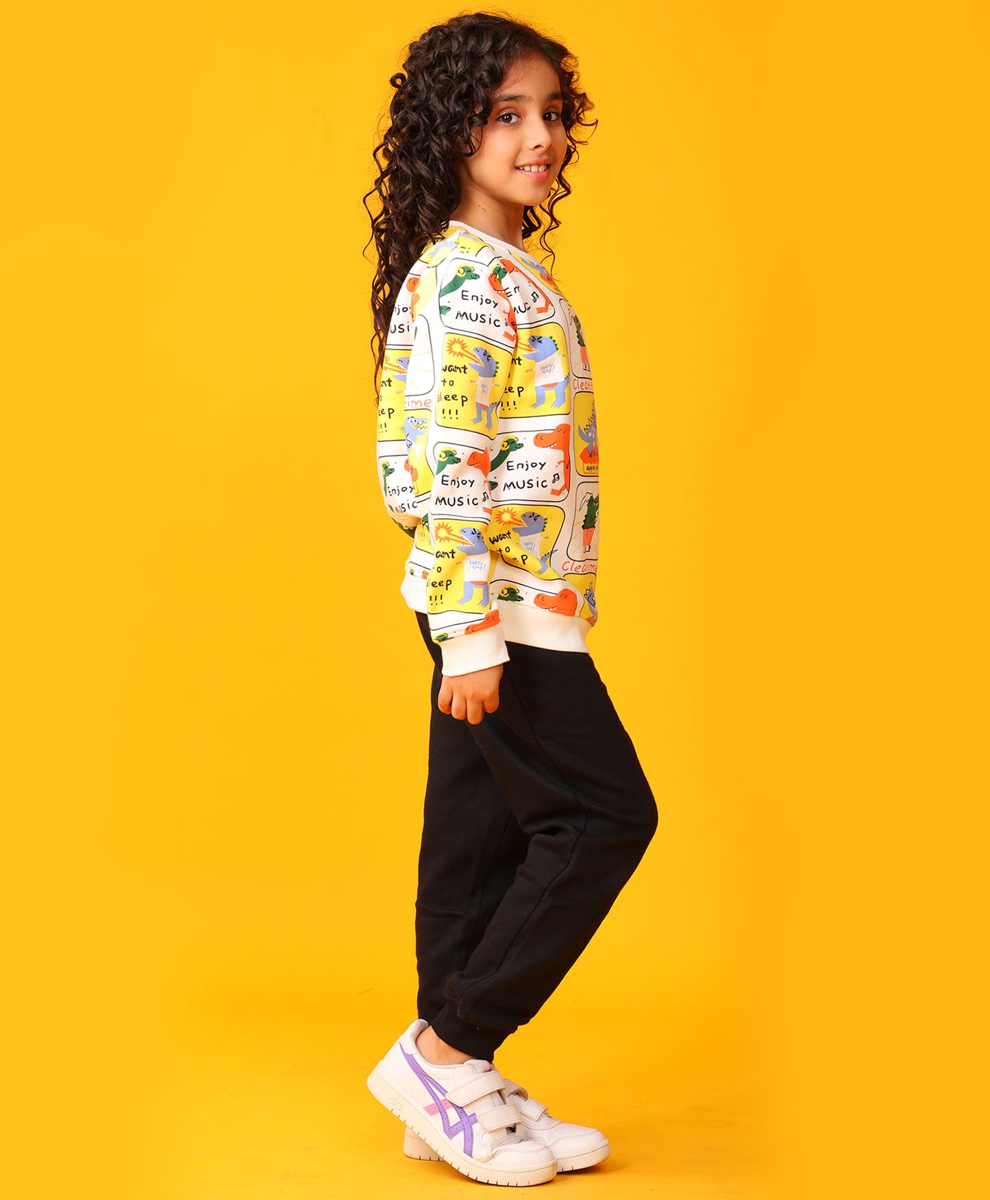 DINOSAUR STAMP GIRLS GIRLS SWEATSHIRT BLACK JOGGER SET - OFF WHITE/BLACK