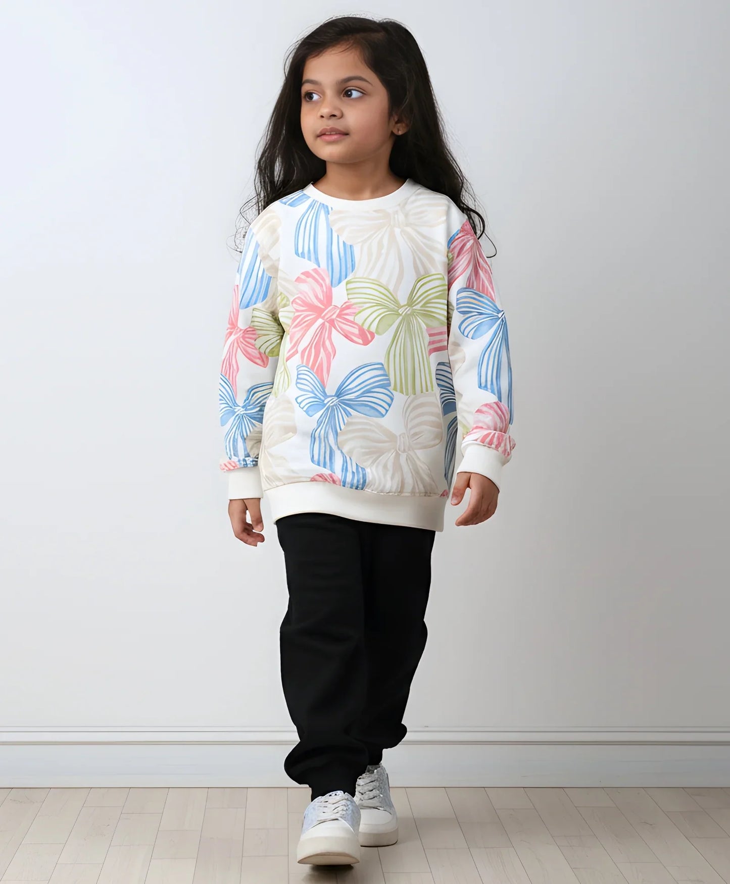 PAINTED BOW GIRLS FLEECE SWEATSHIRT BLACK JOGGER SET - WHITE/BLACK
