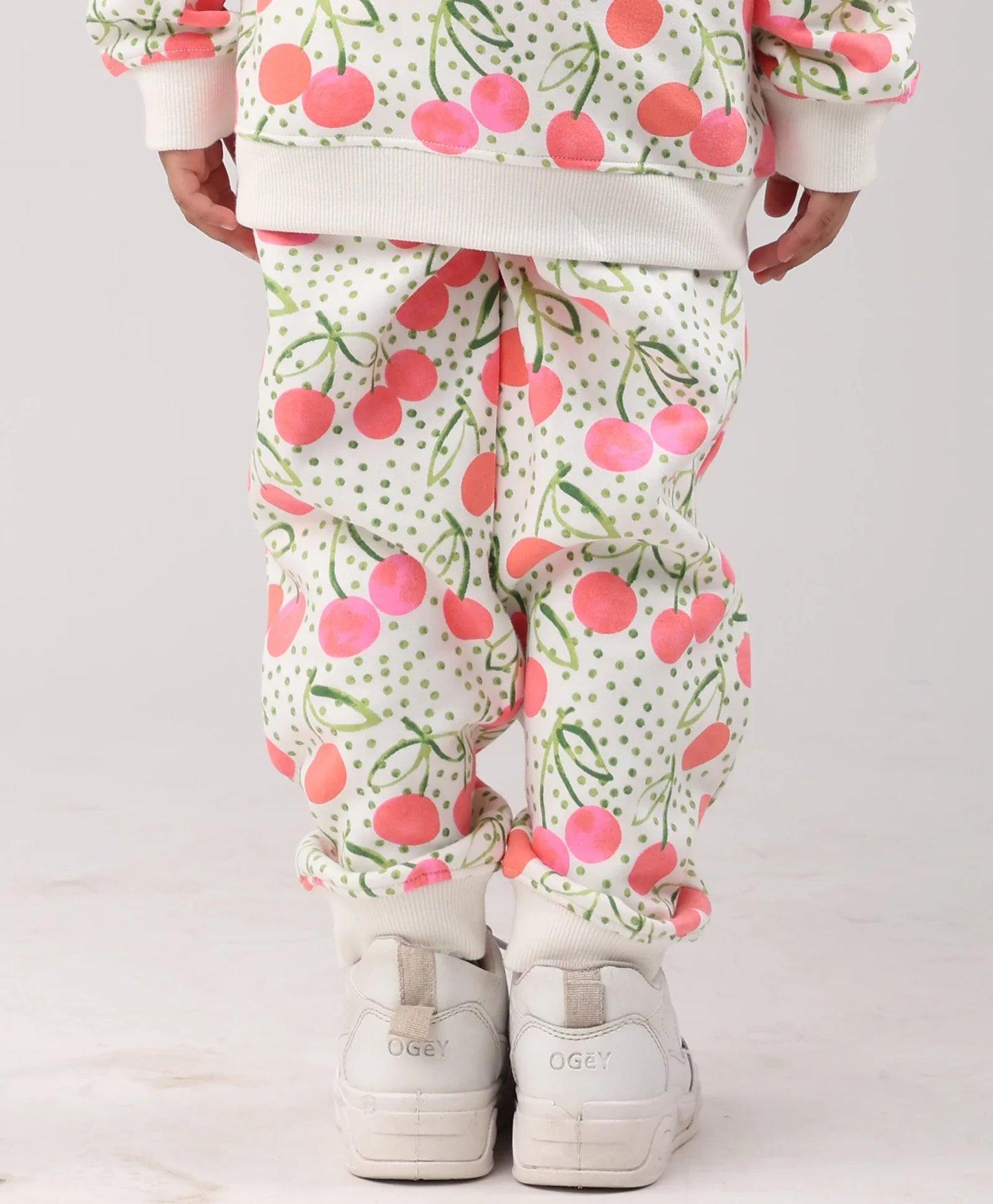 DOTTED CHERRY FLEECE GIRLS JOGGER - OFF WHITE