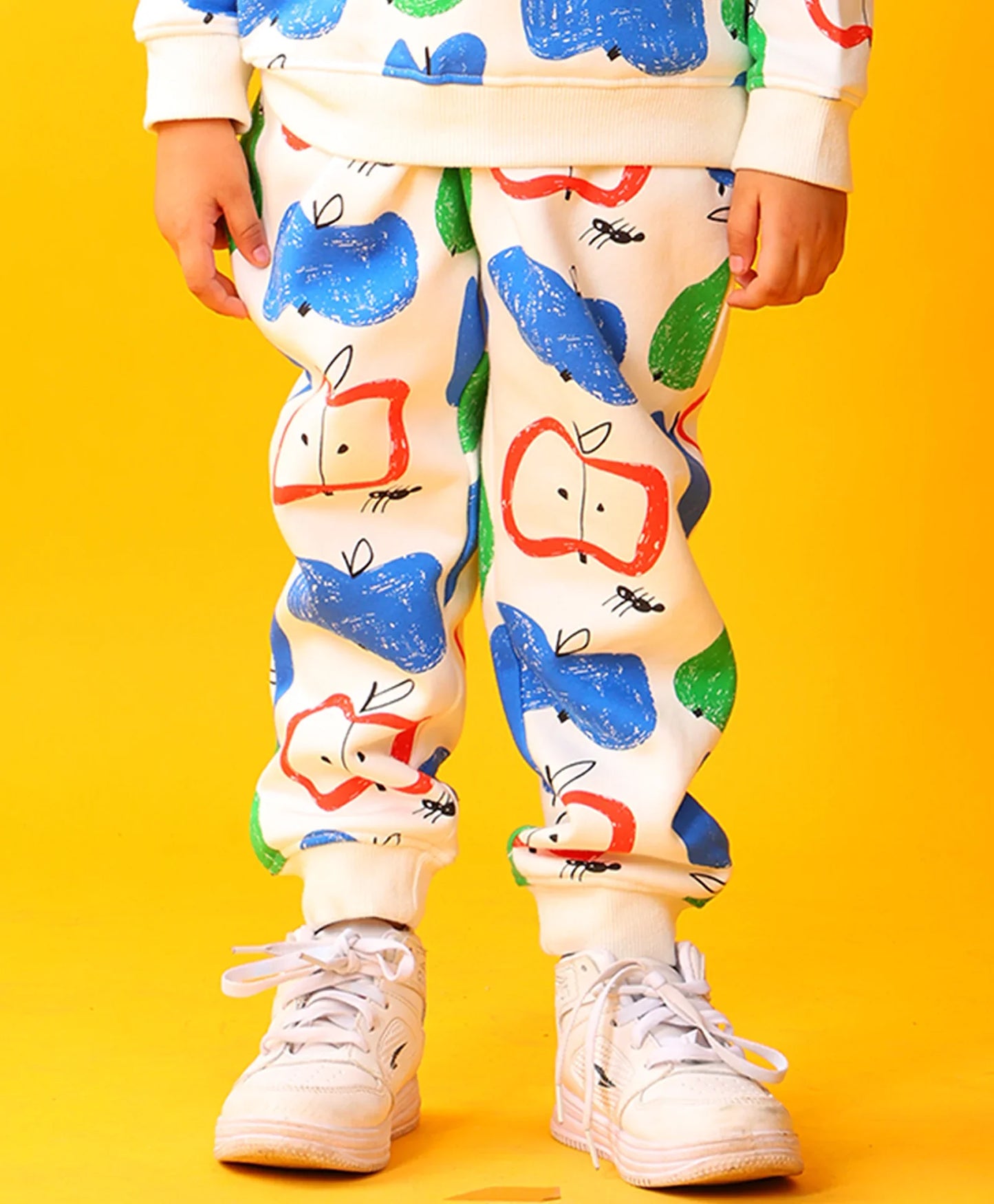 APPLE PEAR BOYS FLEECE JOGGER - WHITE